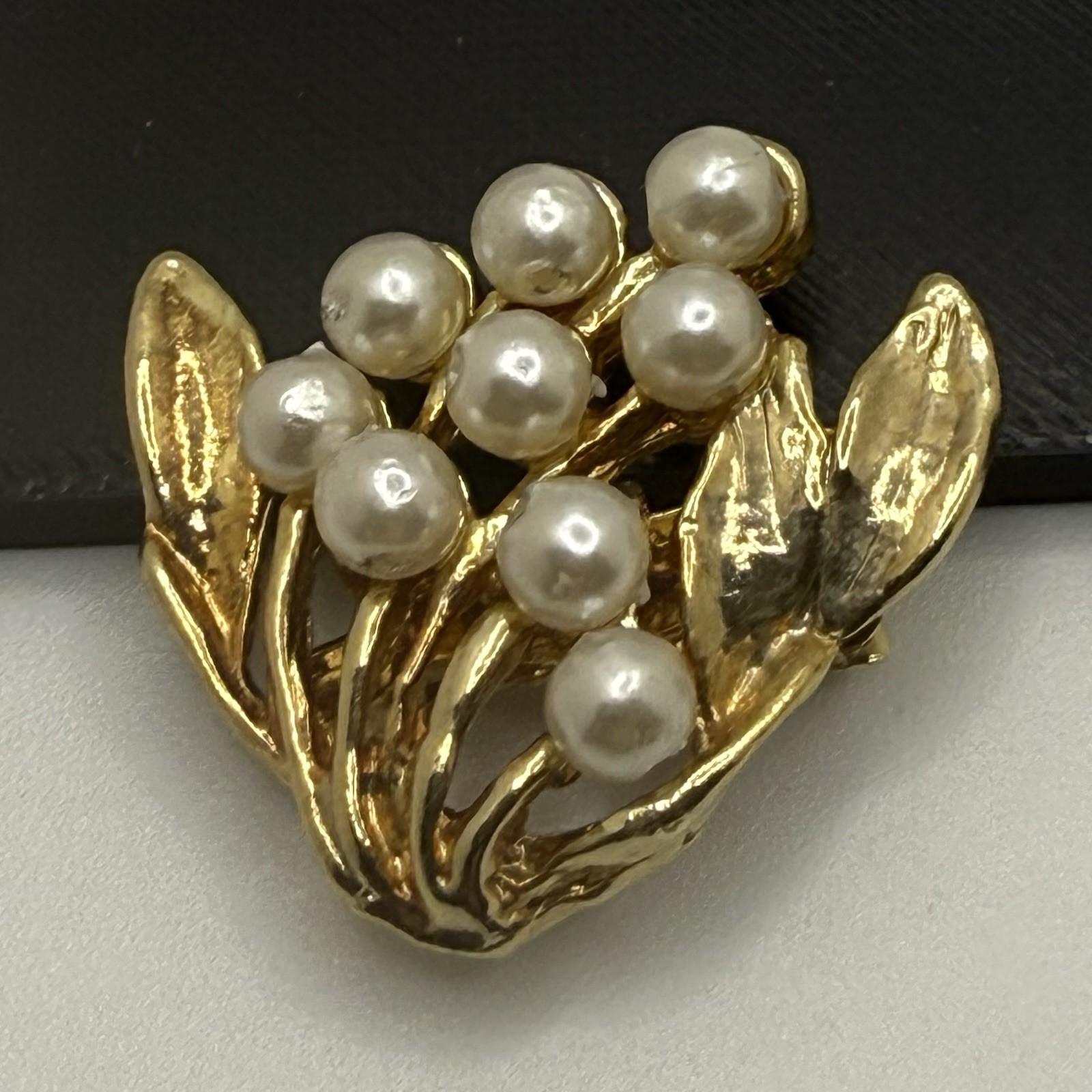 Vintage Mixed Lot of Gold Tone Jewelry Necklace Ring Bracelet Pin