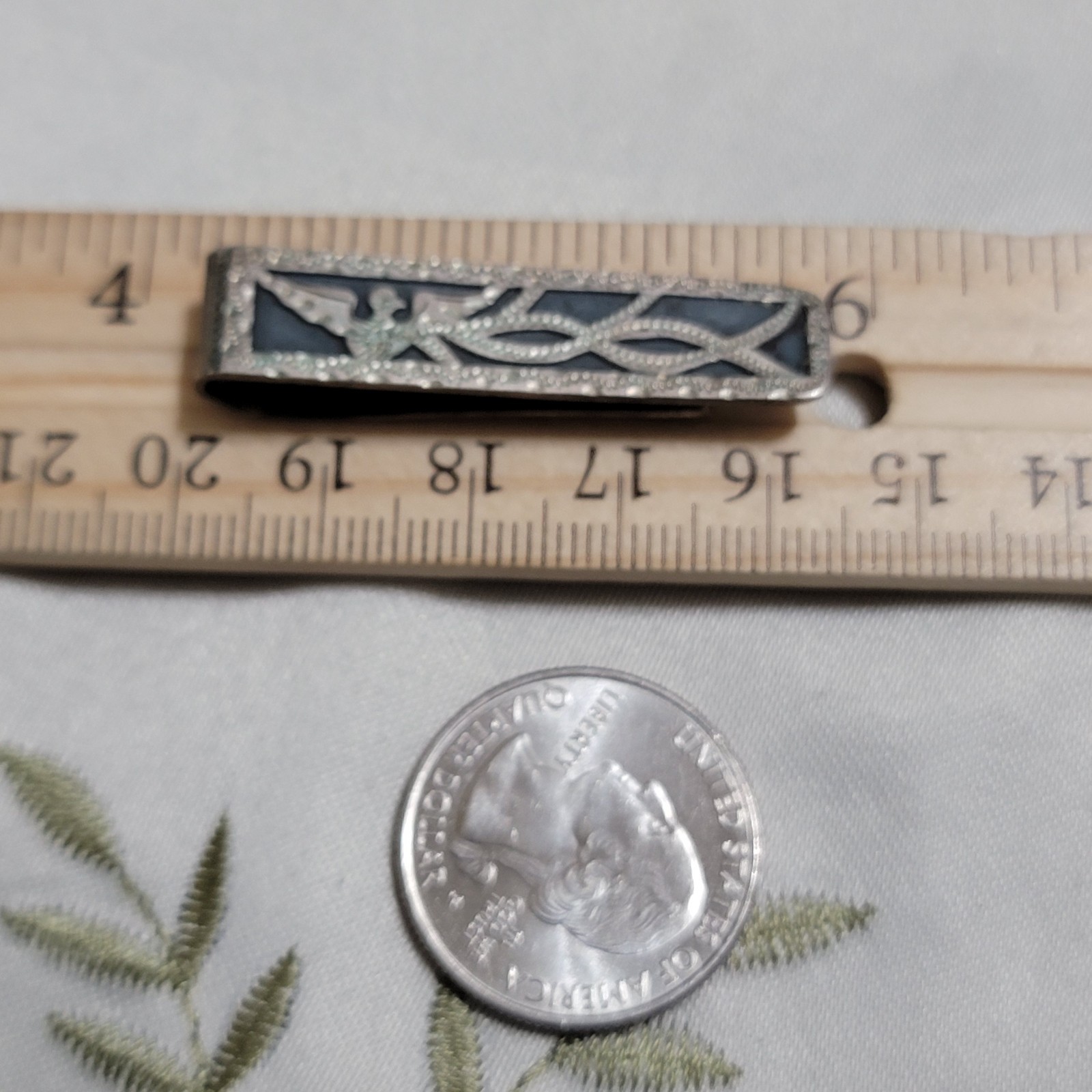 Vintage Guatemala 900 Silver Hand Etched Bird & Fish Nature Scene Tie Clip