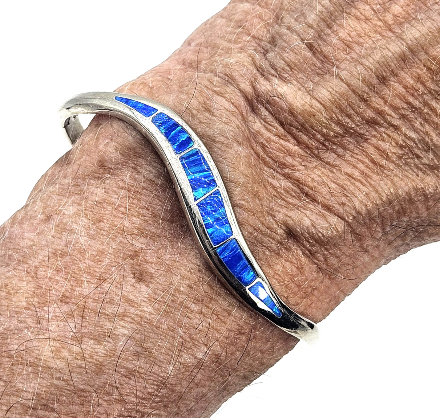 Vintage Mexico Blue Opal Inlay Hinged Bangle Bracelet Wave Design 19.1g