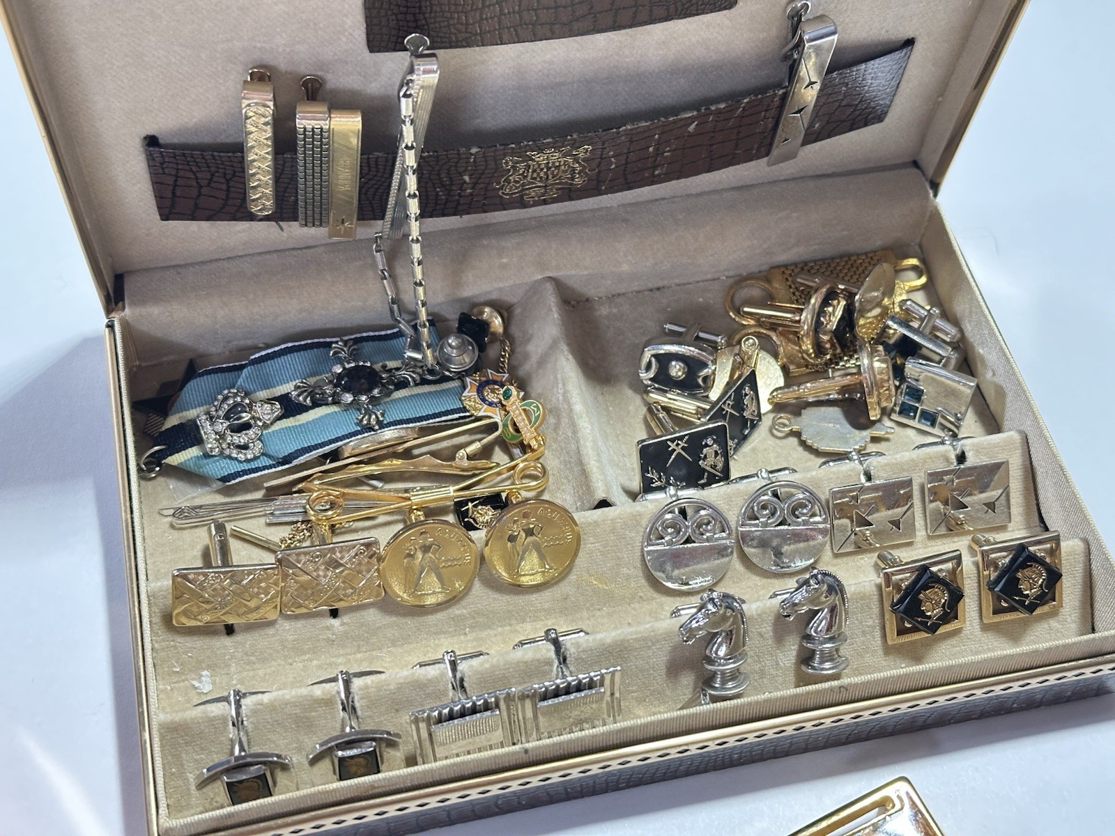 Huge Men’s Cufflink Tie Tac Accessory Estate Lot Swank Fraternity Medals Coins