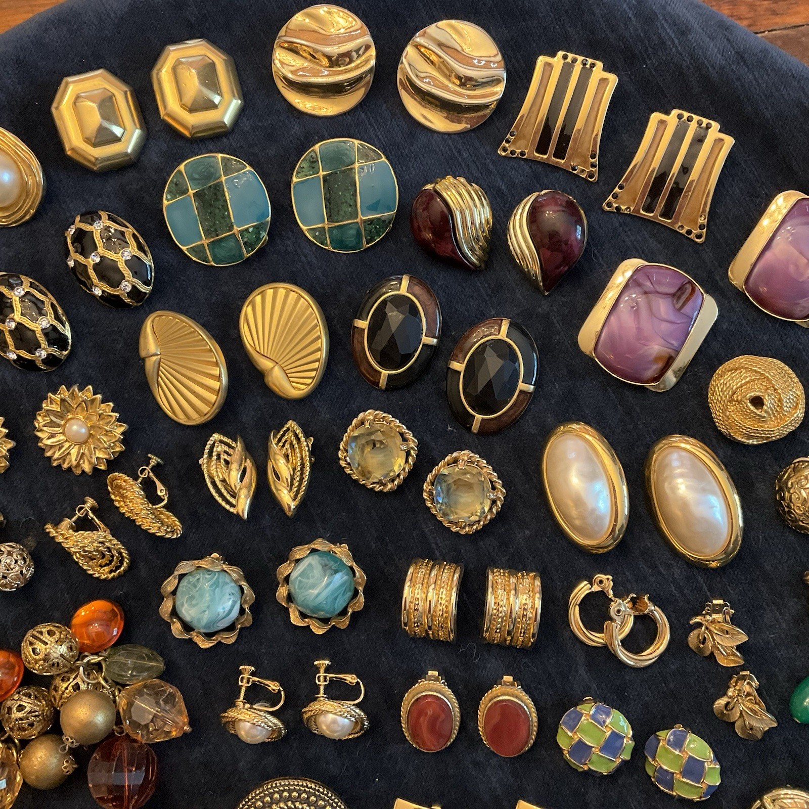 HUGE Lot Vintage Clip On Screw back Earrings TRIFARI Sarah Cov Gay Boyer Coro