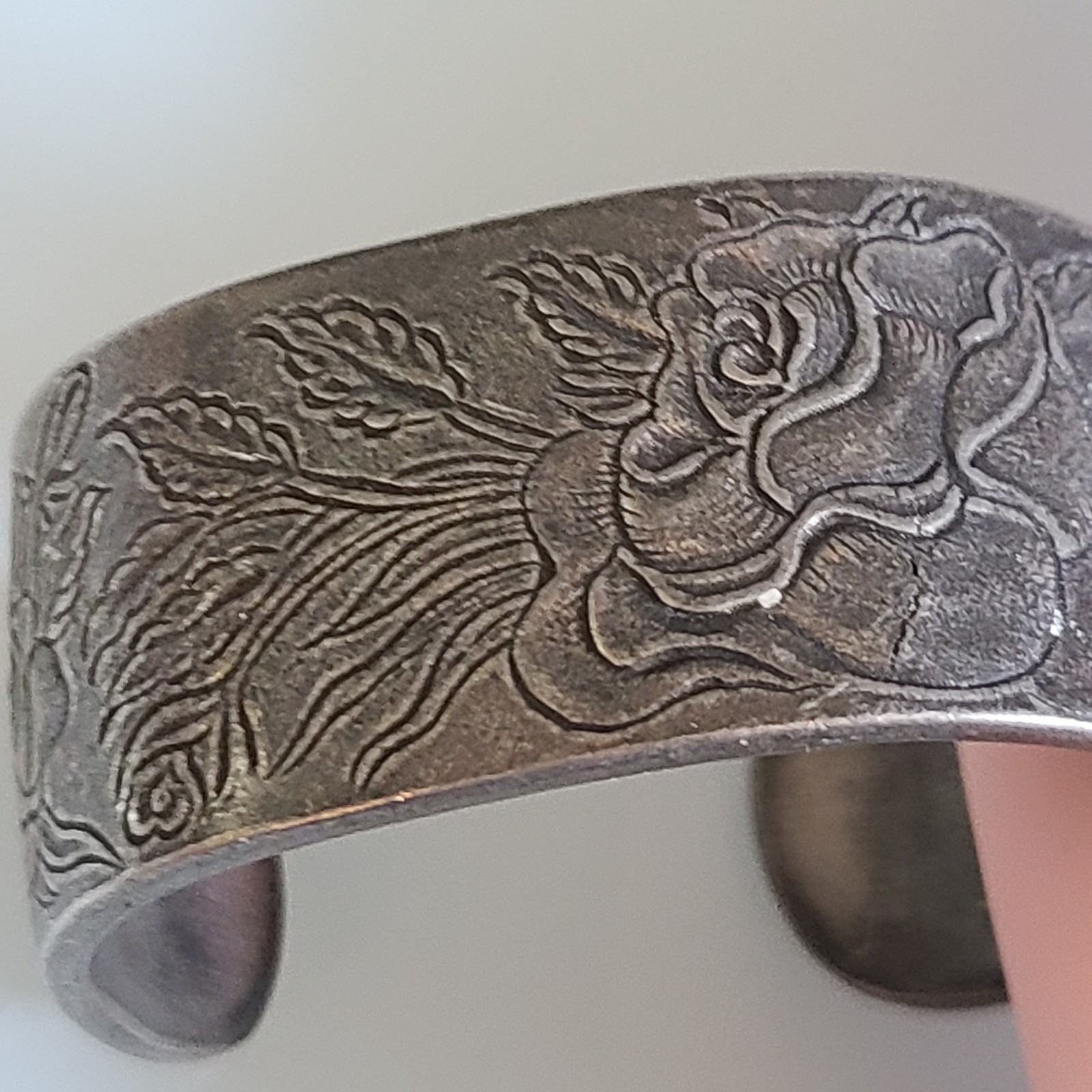 Vintage SALISBURY PEWTER CUFF BRACELET Flower of the Month JUNE ROSES BEAUTIFUL