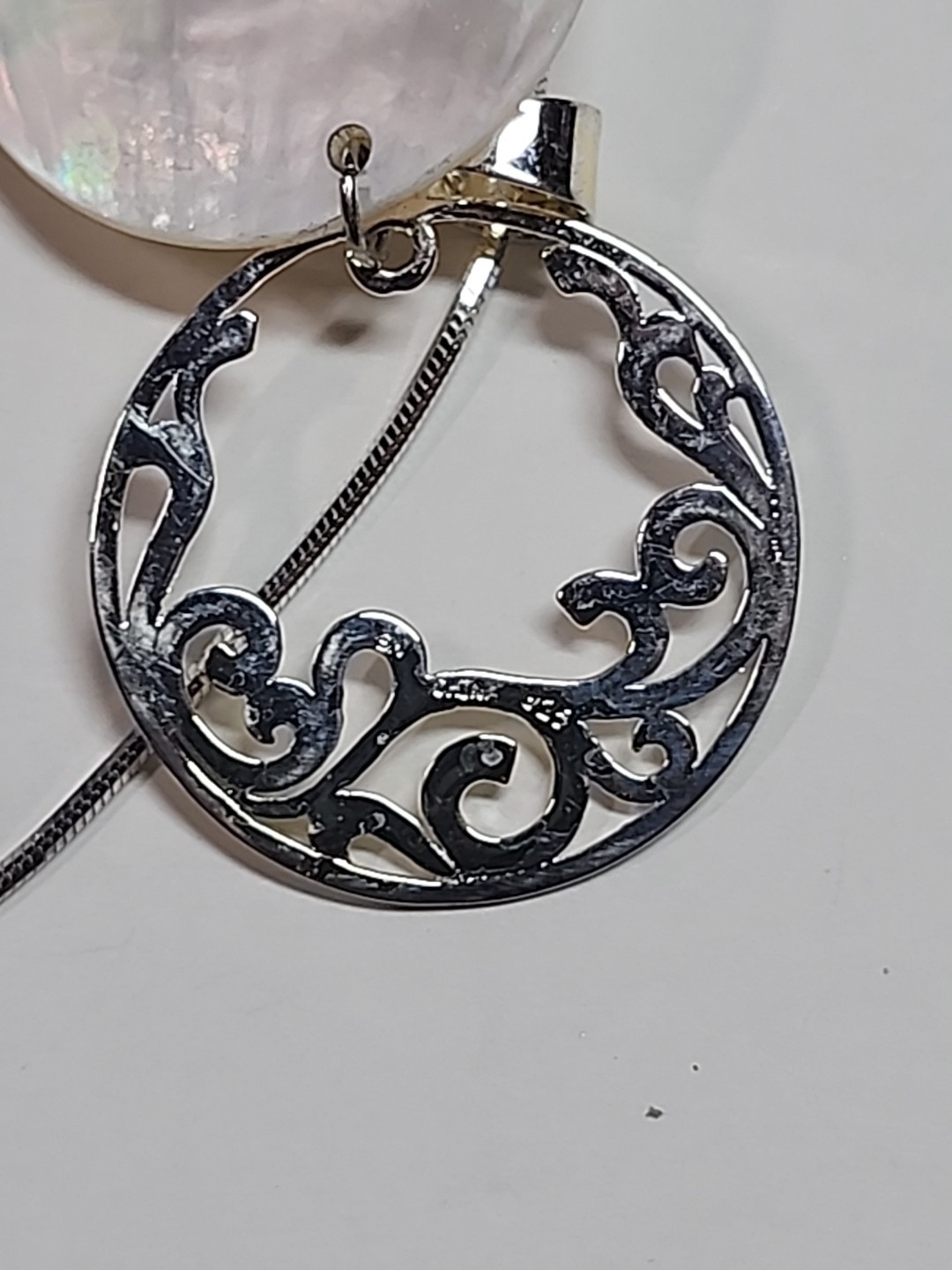 SX 925 Silver Sally C HSN Open Scroll Work MOP Medallion Pendant 16″ Necklace