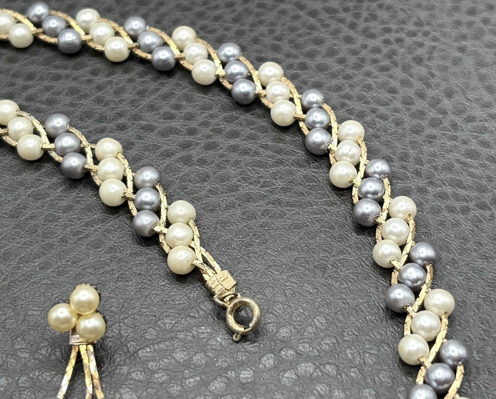 Vintage Imitation Pearl Gold Tone Necklace Pierced Dangle Fringe Earrings Set