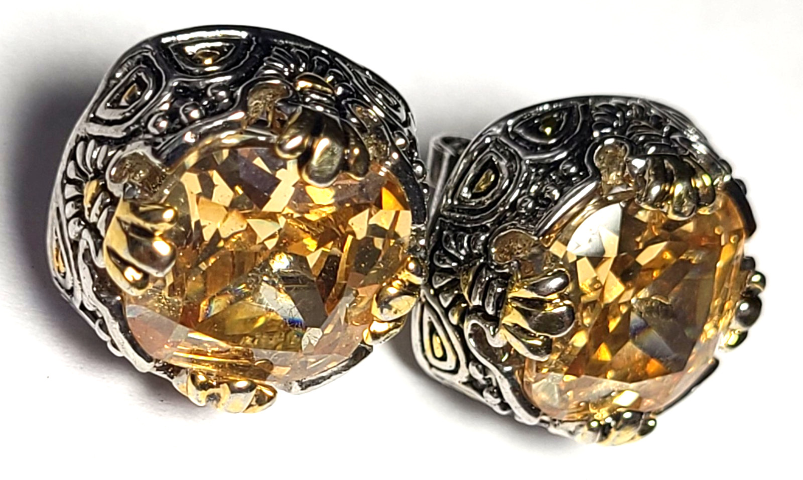 VINTAGE STUNNING SILVER TONE YELLOW CITRINE CUBIC ZIRCONIA PIERCED EARRINGS