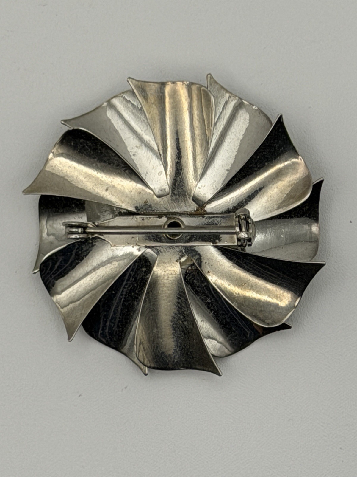 Vintage Silver Tone Pinwheel Flower Brooch Textured Modernist Auction Find