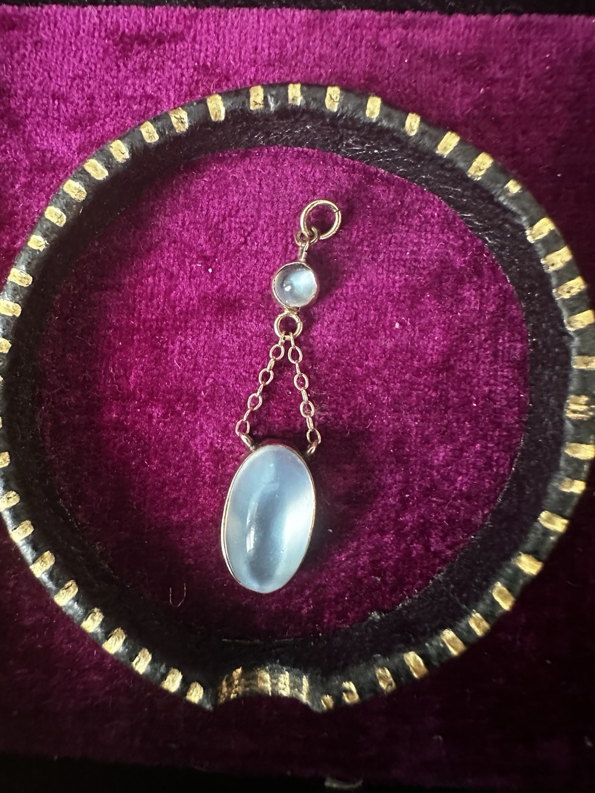 Edwardian 15ct Gold Chain & 9ct Moonstone Drop Pendant Necklace