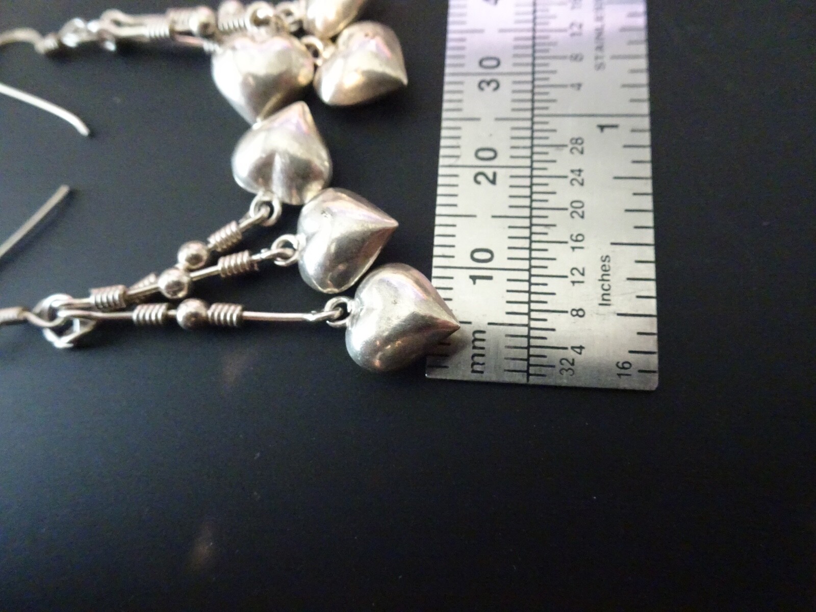 #439–VINTAGE STERLING SILVER PUFF HEART EARRINGS-925