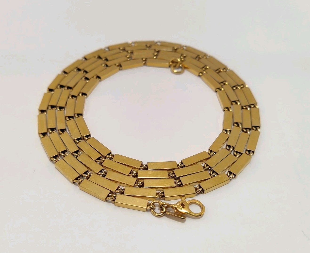 36″ X-LONG UNIQUE Vintage signed MONET Square Tube Link Gold Tone Necklace