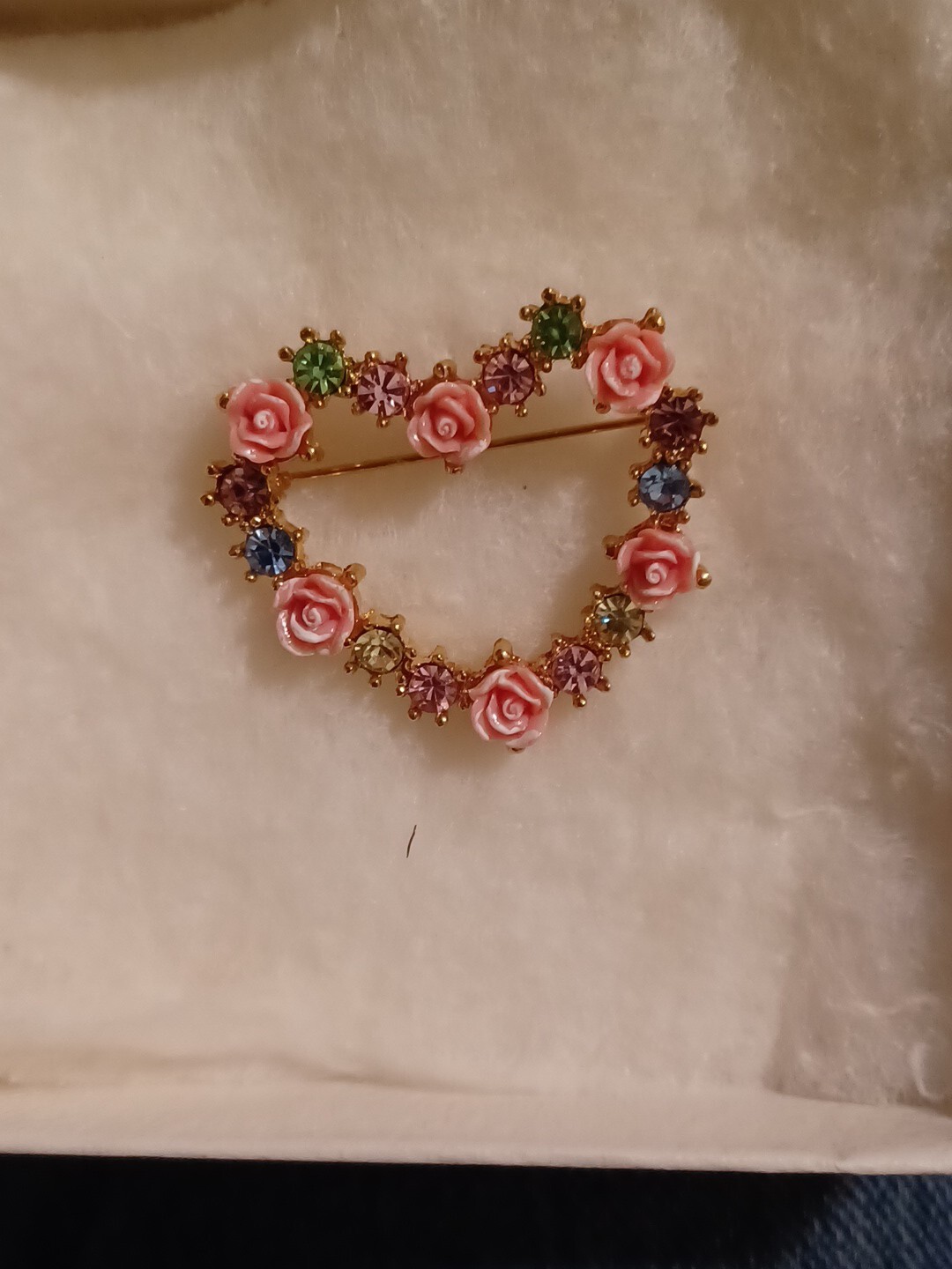Vintage Rhinestone Heart AVON 1980s Hearts and Flowers Pink pin Mothers day