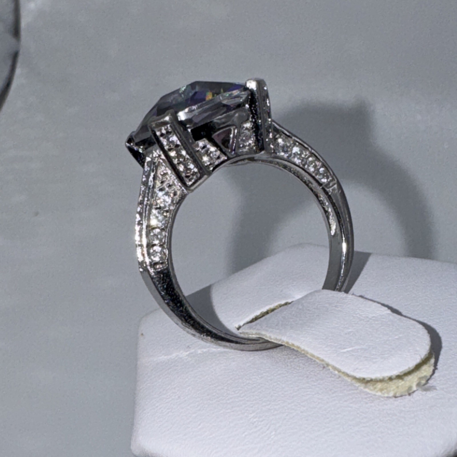 Large Square Cushion Cut Mystic Topaz Sz7.5. 925 Sterling. 06260030SC