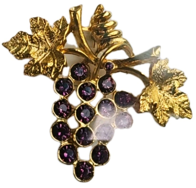 BUNCH OF RHINESTONE GRAPES SIGNED PIN BROOCH GOLD TONE NEW GIFT FREE SHIPPING US