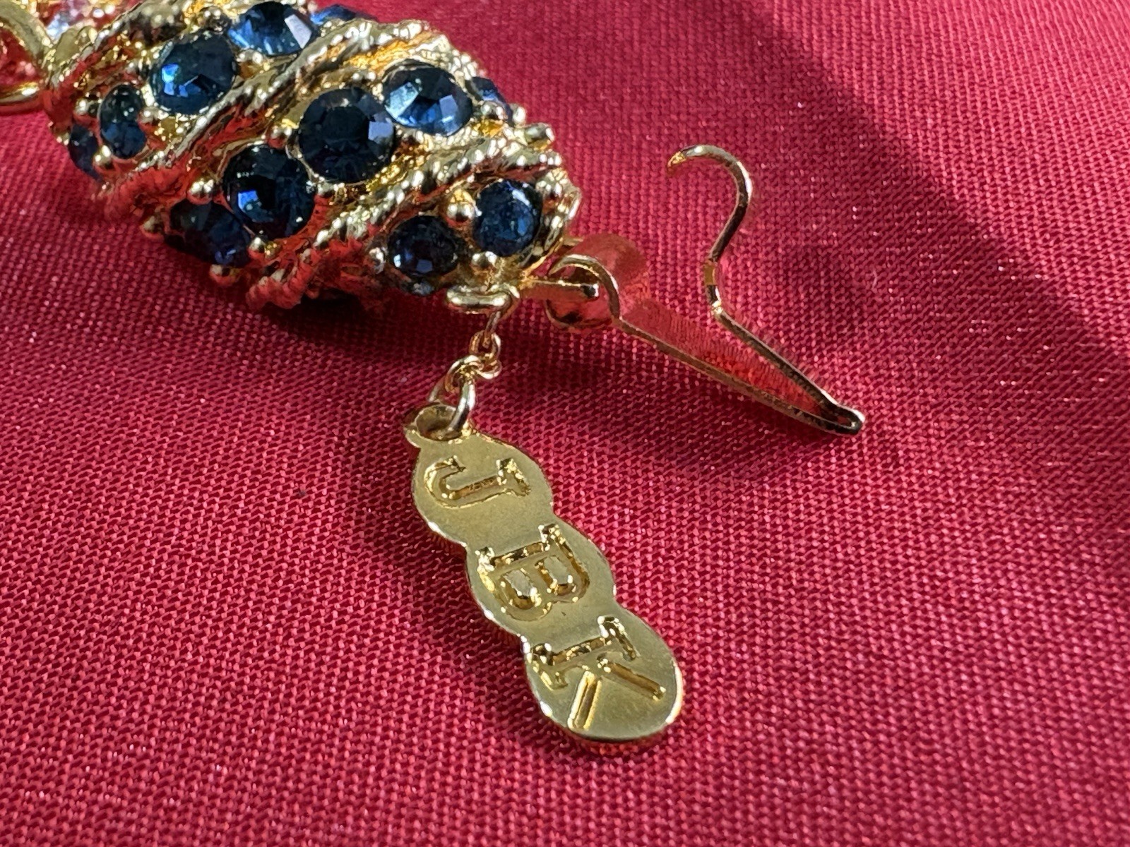 Camrose & Kross Jackie Kennedy JBK Royal Egg Bracelet. Signed JBK