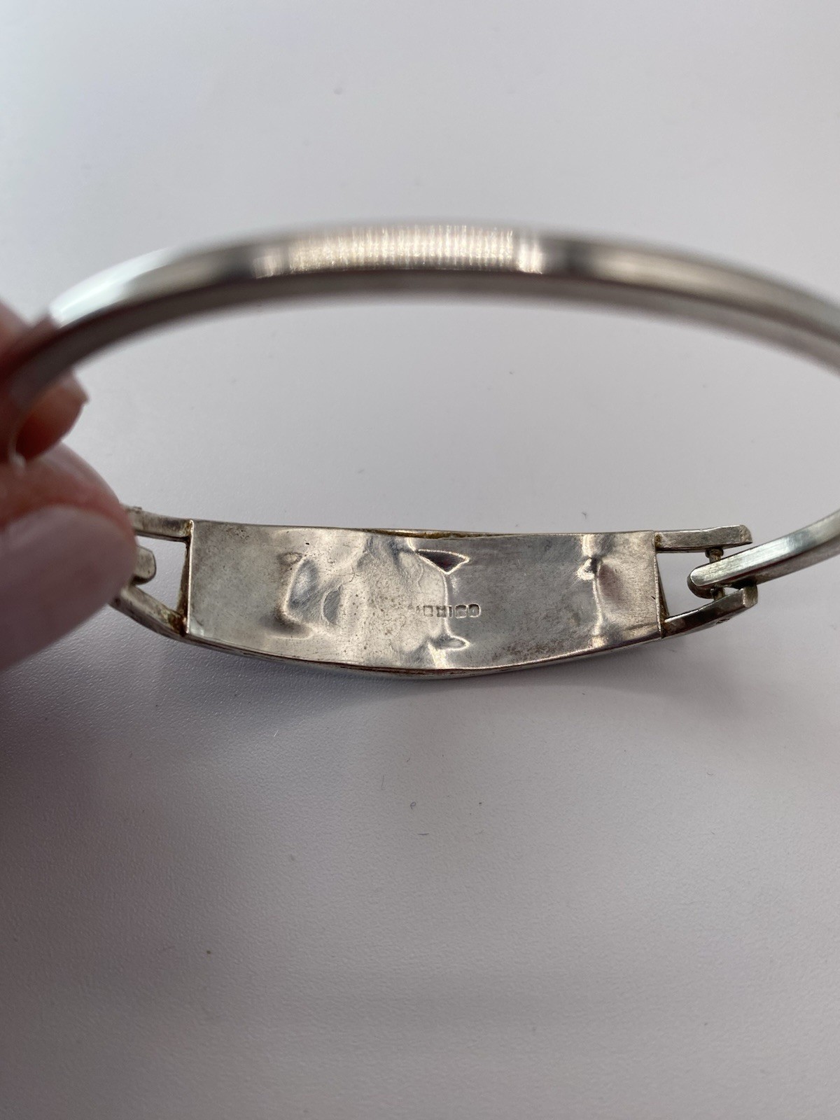Pick (1)Mexico Silver Abalone Inlay Tension Cuff Bracelet-Black,Purple, or Pink