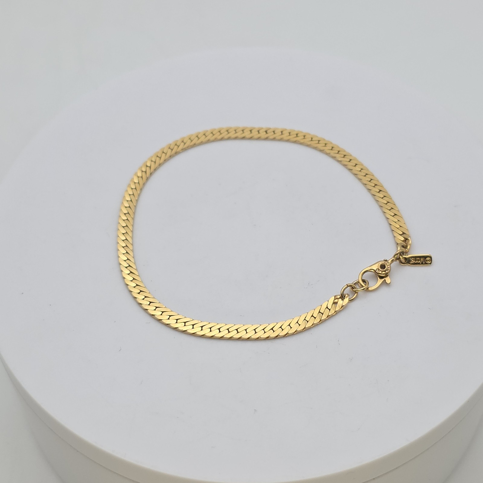 Genuine Vtg MONET Bracelet Serpentine Chain Sister Clasp Gold Plated Signed 7.5″
