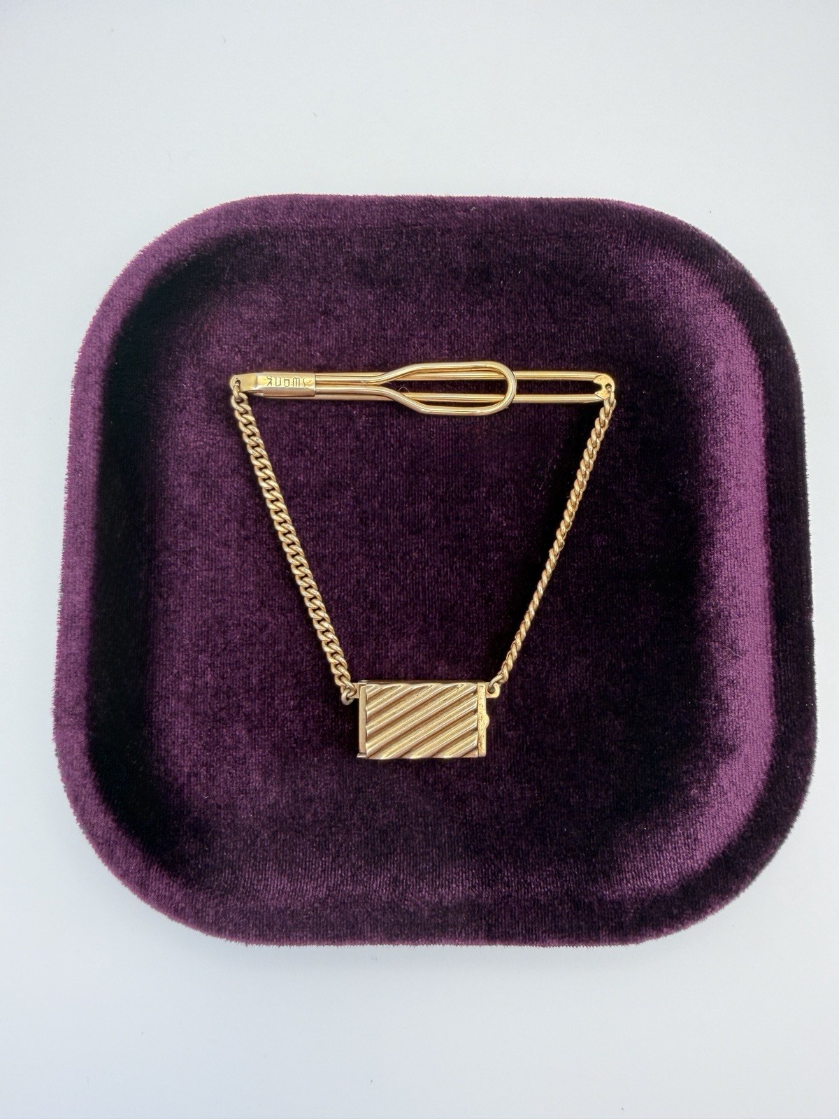Vintage SWANK Sweetheart Tie Chain Locket 1940-1950 Gold Tone Secret Photo Deco