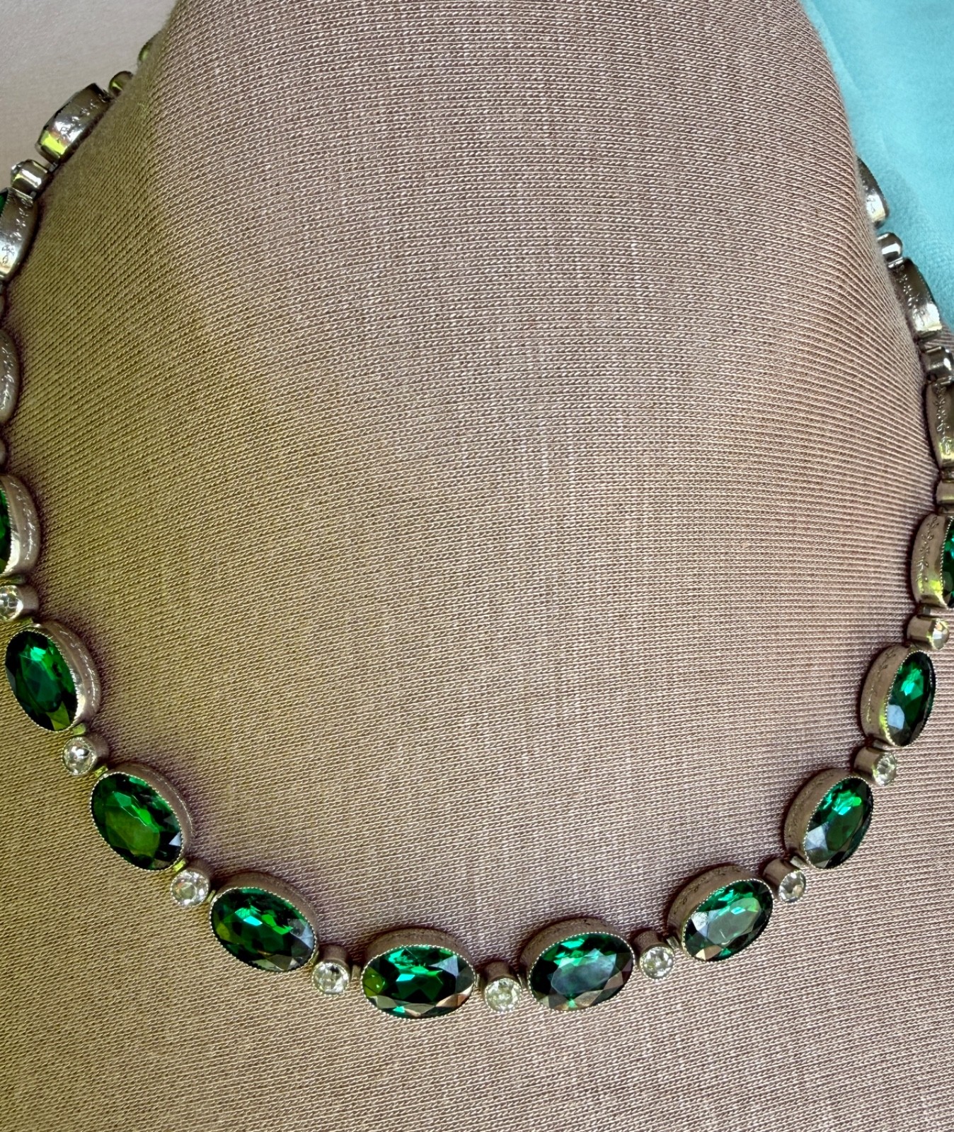 Very Nice Deco/Edwardian Emerald Paste Riviere – Silver Tone/Closed Back
