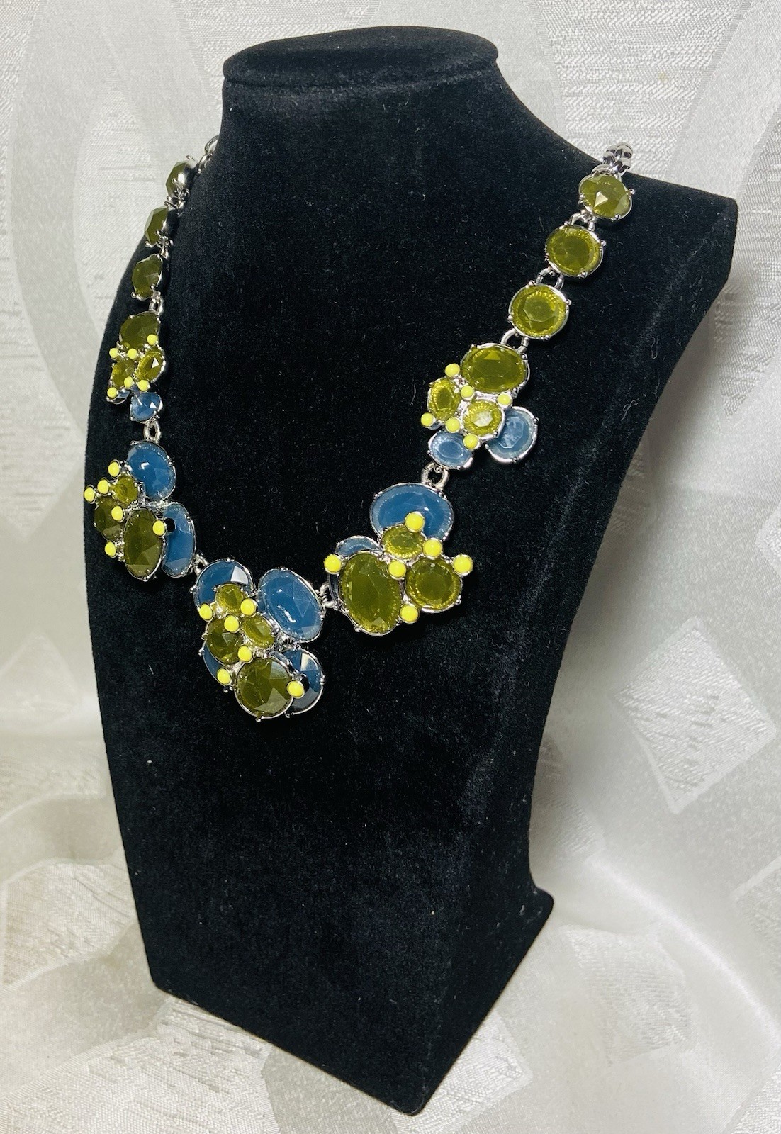 Vintage Statement Necklace Green Blue Faceted Floral Bib Necklace 20″ Adjustable