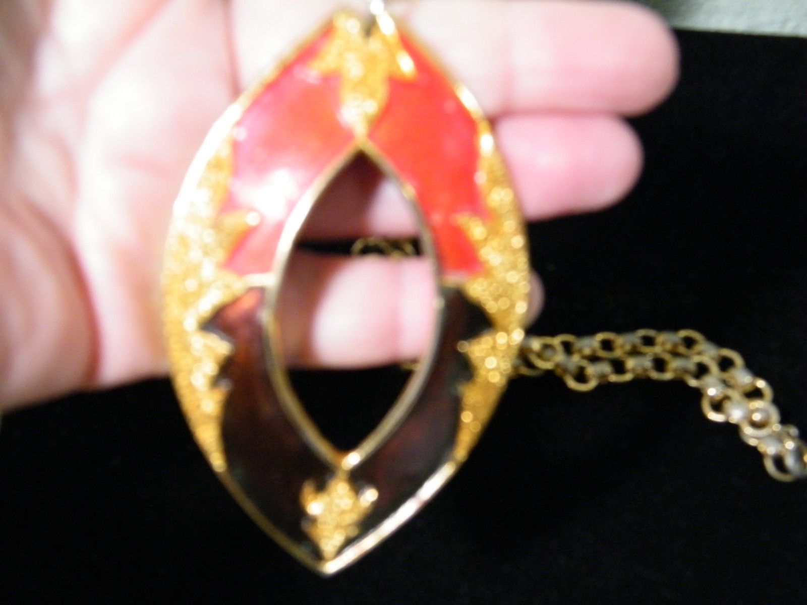 Art Deco Pendant Necklace Oval with Sponged Style Gold on enamel finish, See Pic