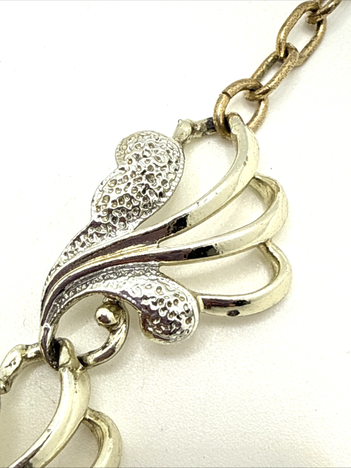 Vintage Sarah Coventry Frosted Feathers Choker Necklace Silver Tone 15″ -17″ MCM