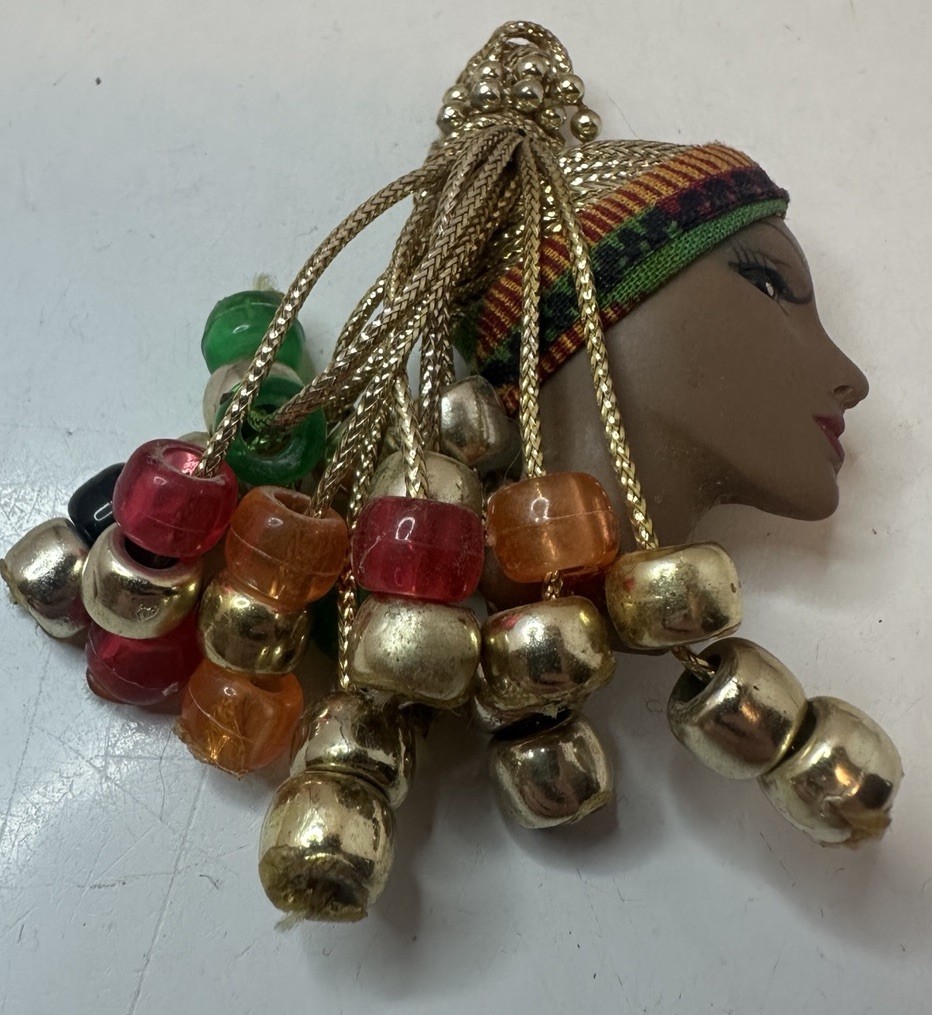 Vintage Figural Lady Head Brooch Green Red Gold Beaded Hair Unique Art Pin