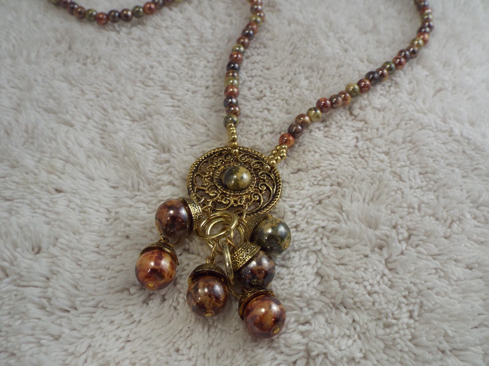 Goldtone Brown Yellow Peach Bead Pendant Necklace (C55)