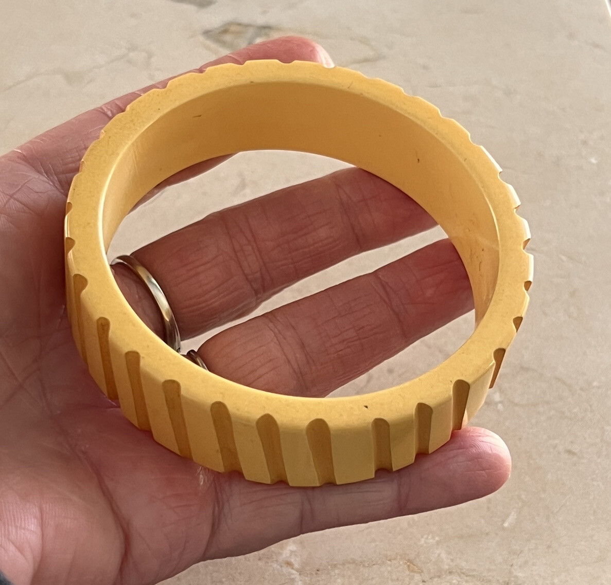 Vintage Carved Light Yellow Bakelite 19mm Wide Bangle Bracelet Tested 7 3/4″