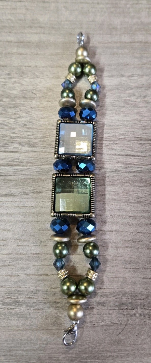 Vintage Small Tiny Wrist Custom Jewelry 7-8″ Stretch Bracelet 90’s Green Blue