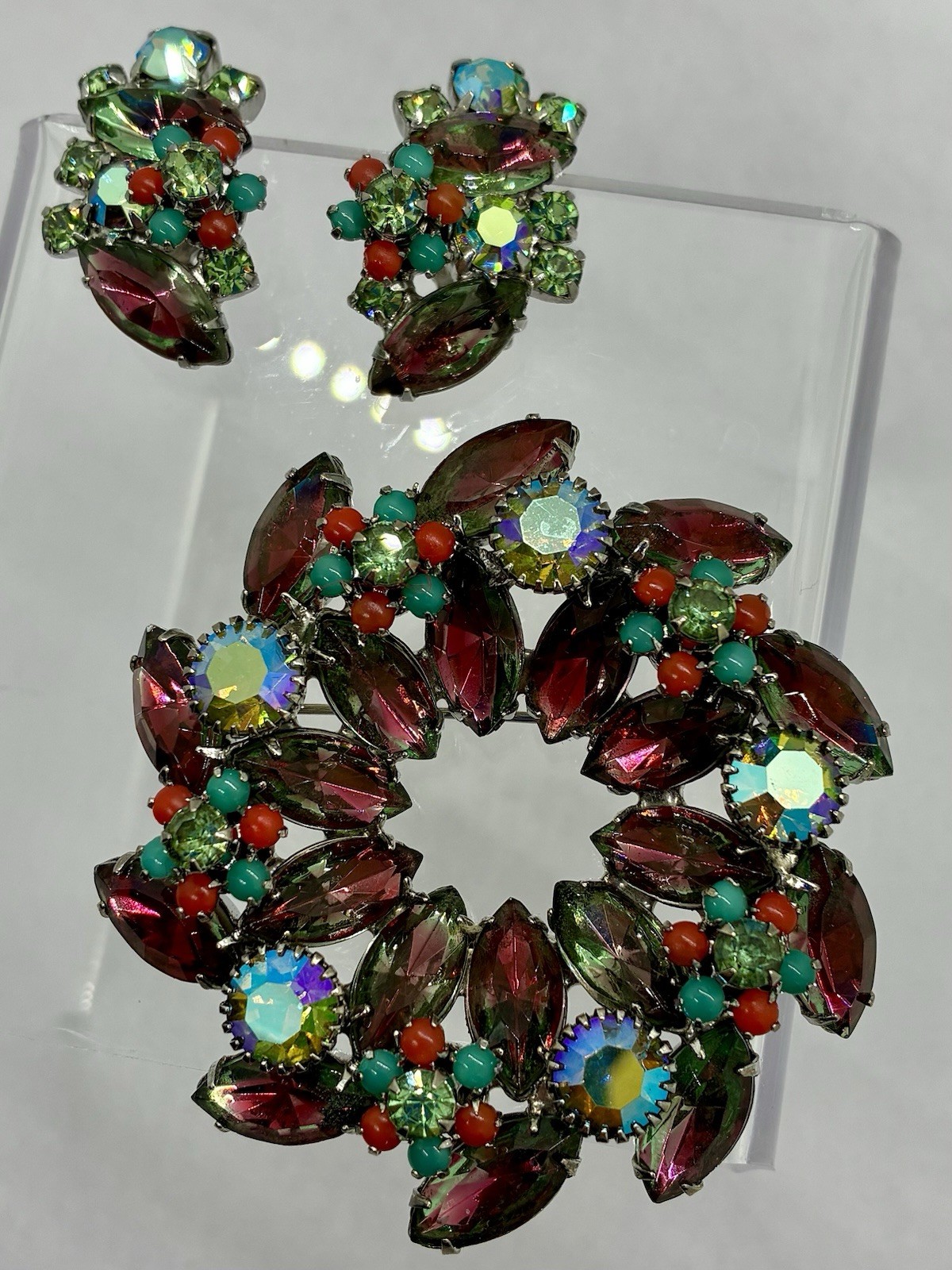 Juliana (DeLizza & Elster) Rare Brooch And Matching Clip On Earrings
