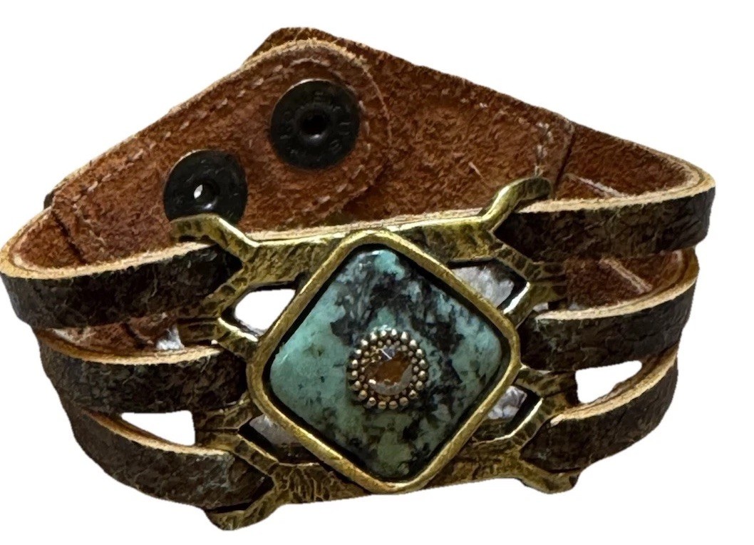 Bracelet LeatherRock Textured Band Turquoise Stone Rhinestone Brass Accents M&W.