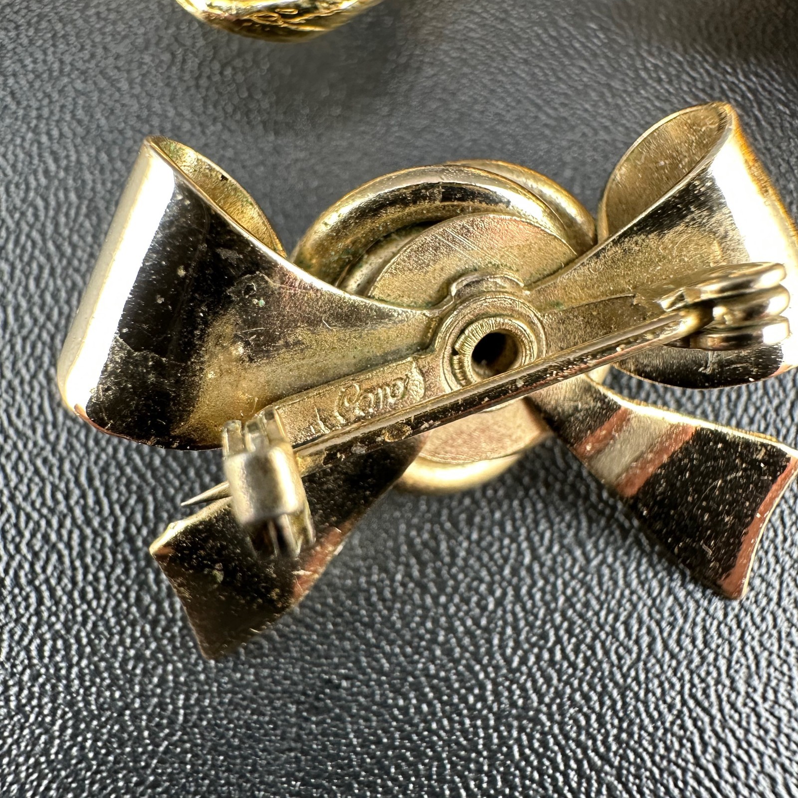Vintage Designer Brooch Lot Ribbons Bows Rhinestone Enamel Joan Rivers Coro LR