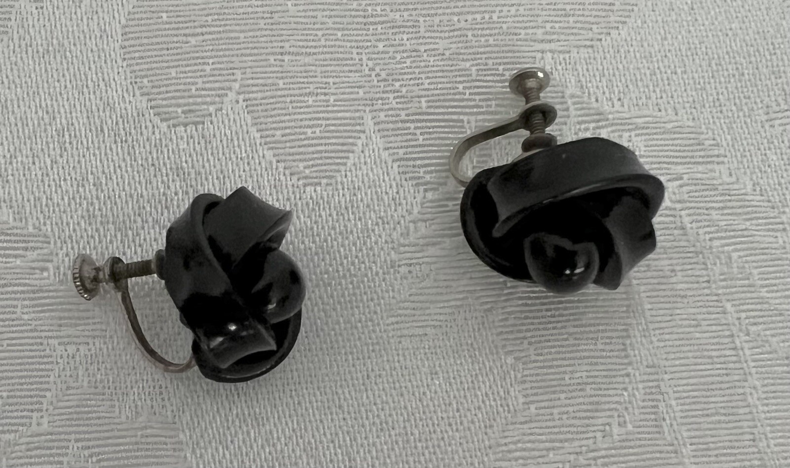 Vintage Celluloid Screw Back Earrings • BLACK Rose Knot Silver Tone • 5/8”