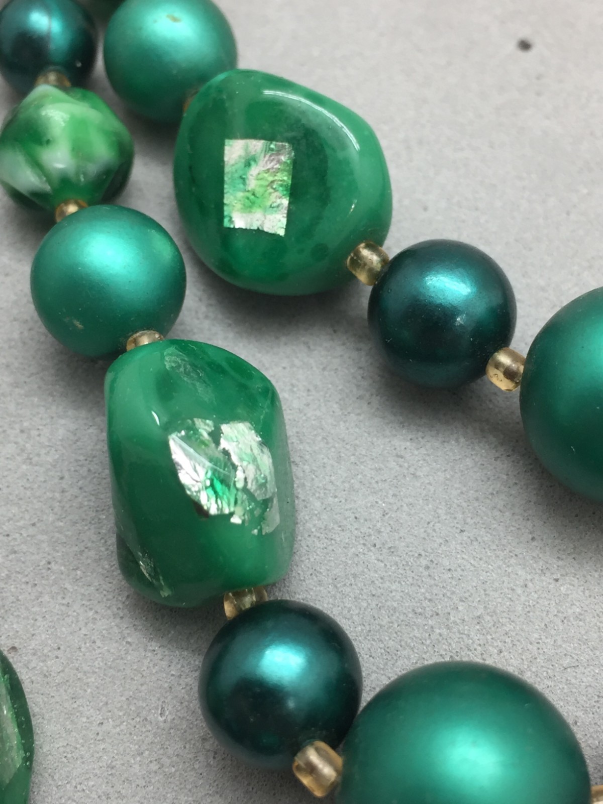Vintage Multi-Strand Green Glass Bead Layered Necklace Japan 16″-18″ Foil Beads
