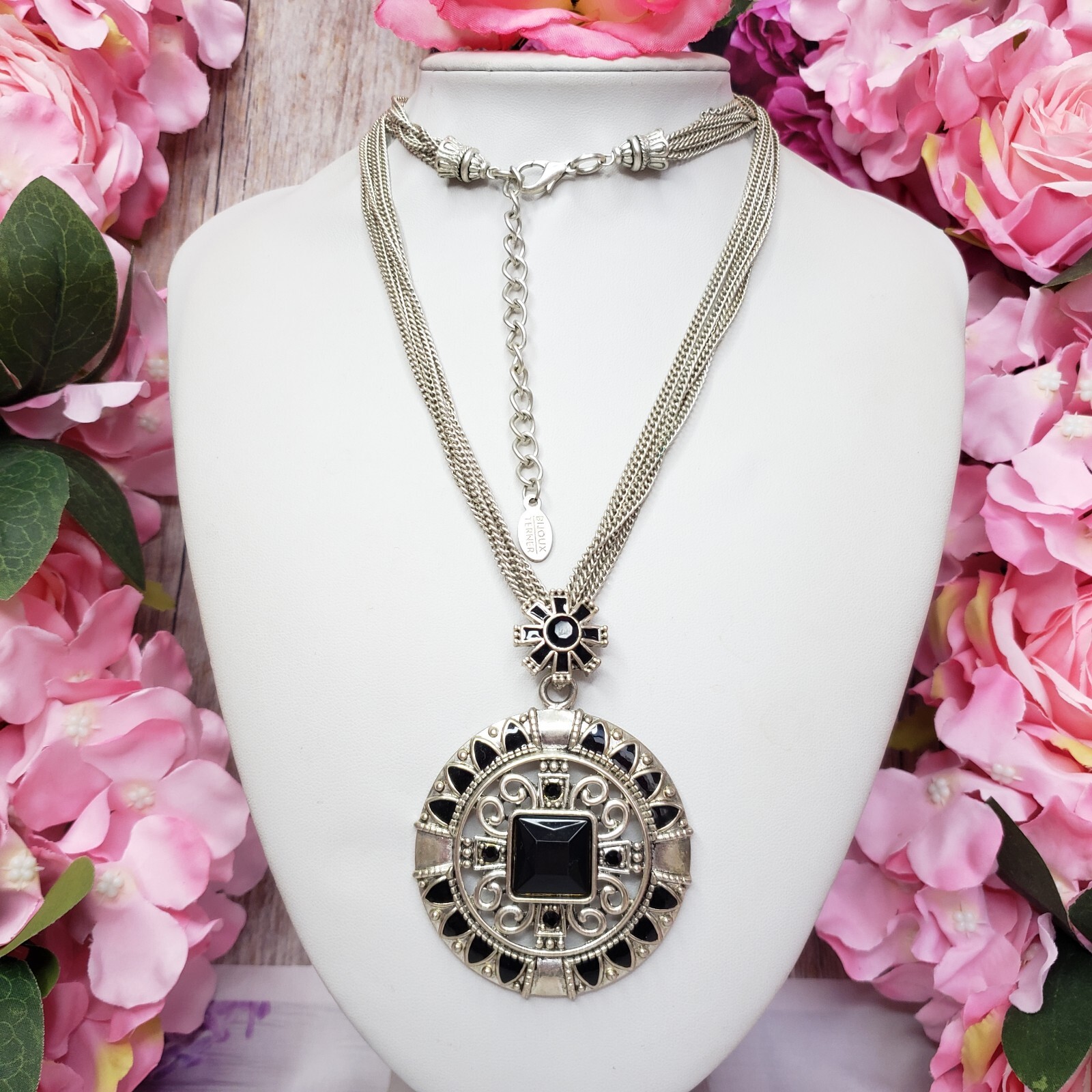 BIJOUX TURNER Black Lucite Rhinestone Round Pendant Silver Tone Chain Necklace
