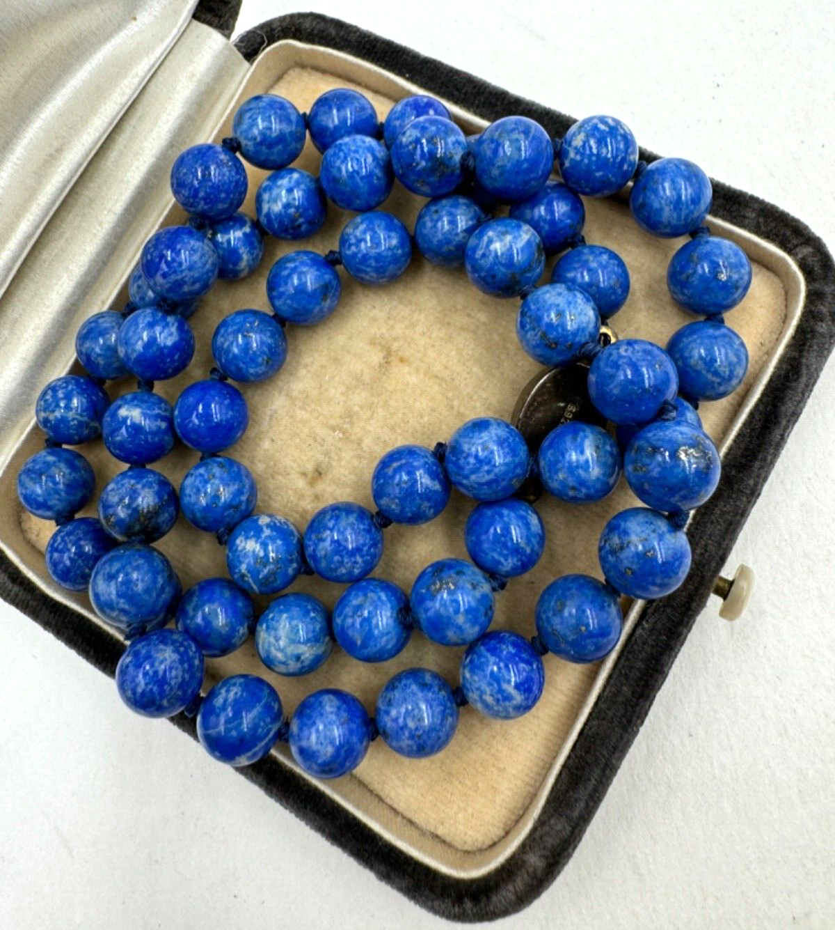 PERSIAN LAPIS LAZULI HAND KNOTTED VINTAGE CHINESE EXPORT NECKLACE STERLING CLASP
