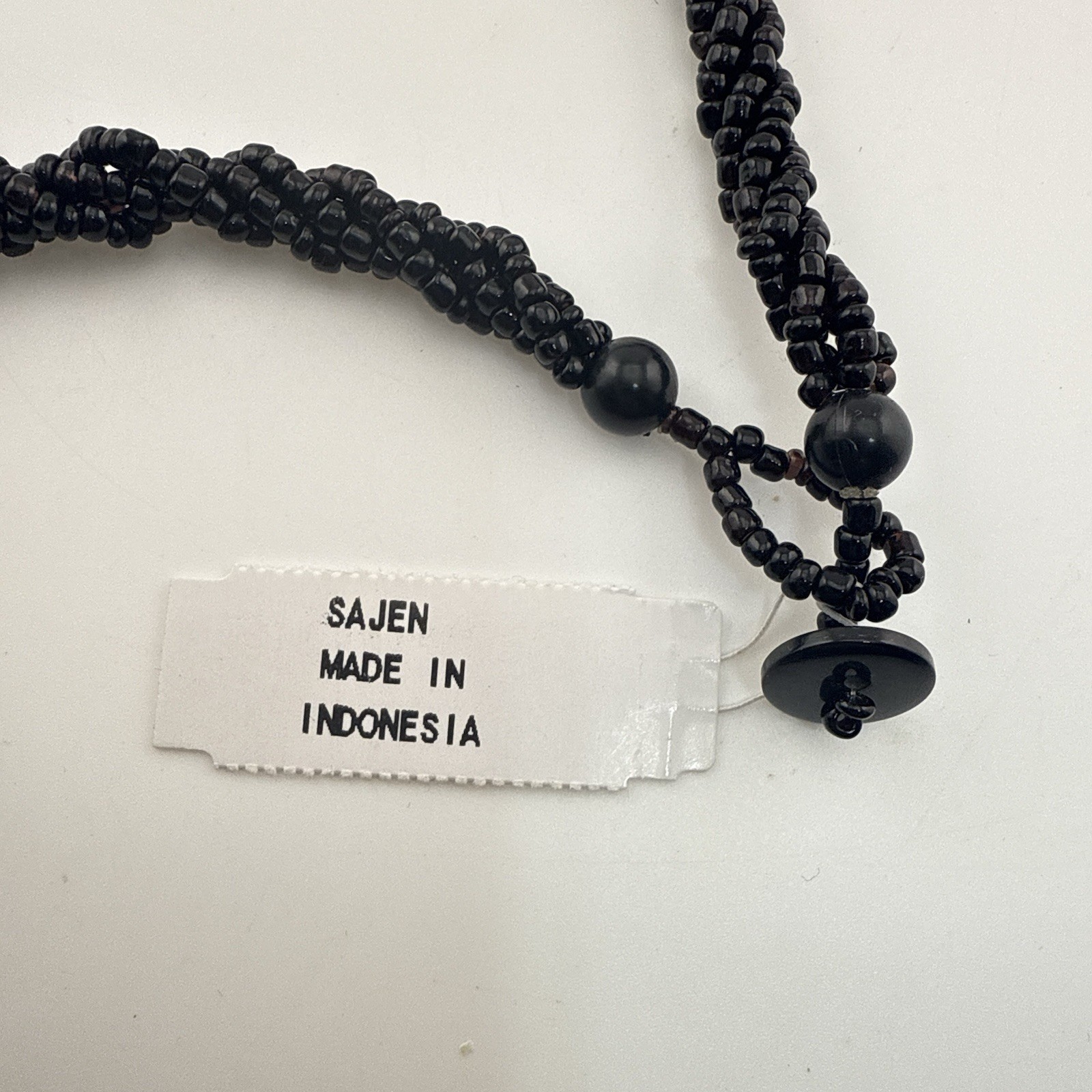 Sajen Necklace Onyx Inlay Beaded Shell Artisan Pendant Oval Black Artsy Tribal