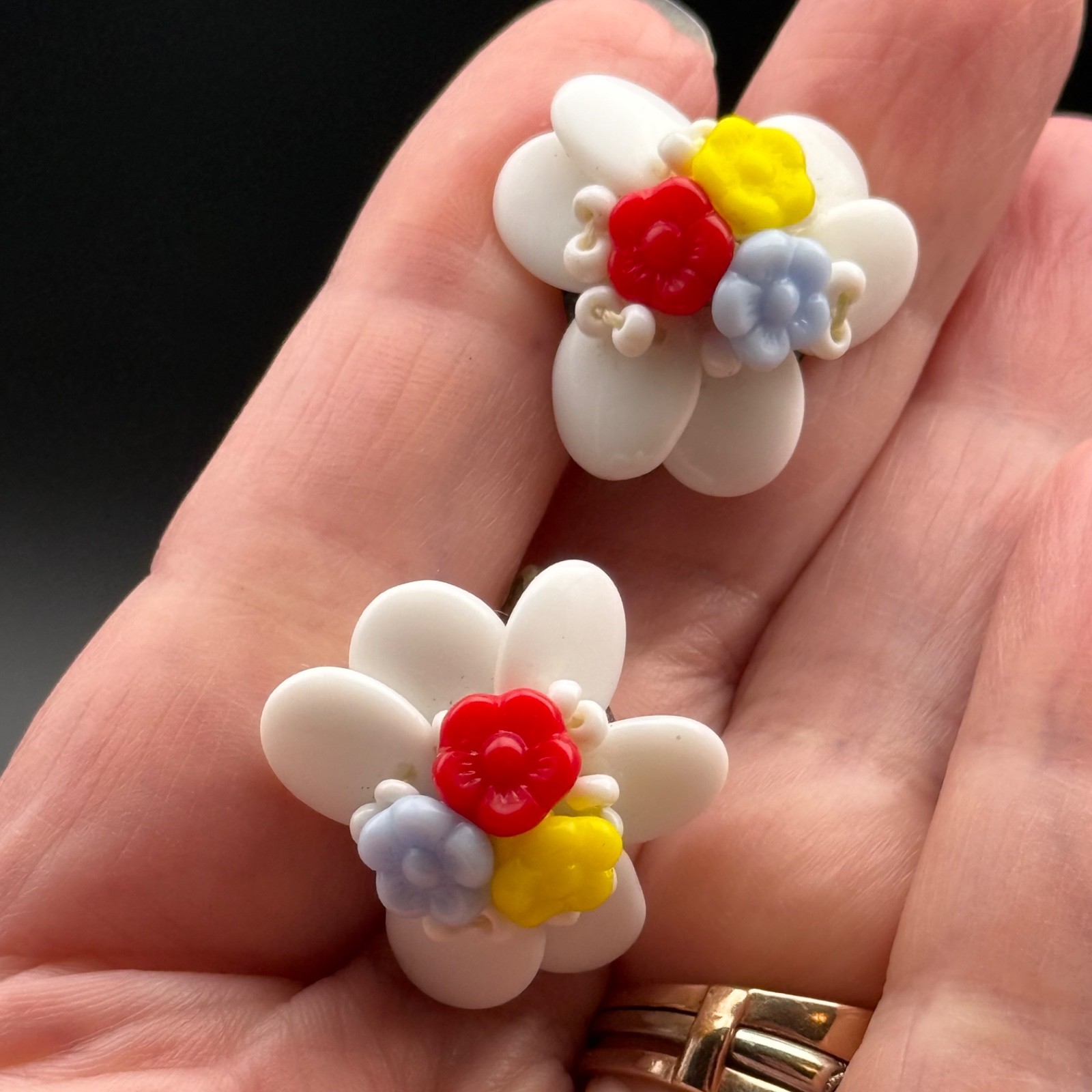 Vintage West Germany White Lucite Flower Screwback Earrings 1950s Floral