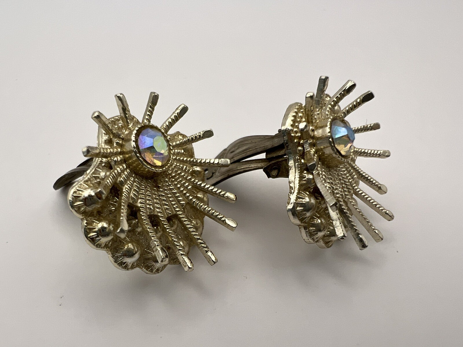 Vintage Germany Figural Clam Shell Design Ab Clip On Earrings