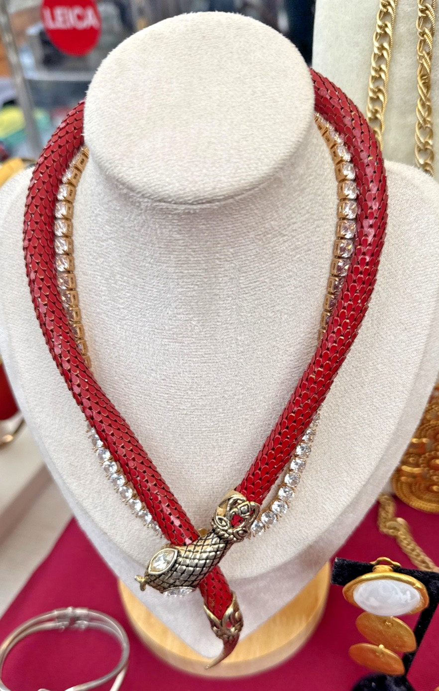 DL Auld Gold Red Mesh Snake Choker Necklace Rhinestone Vintage