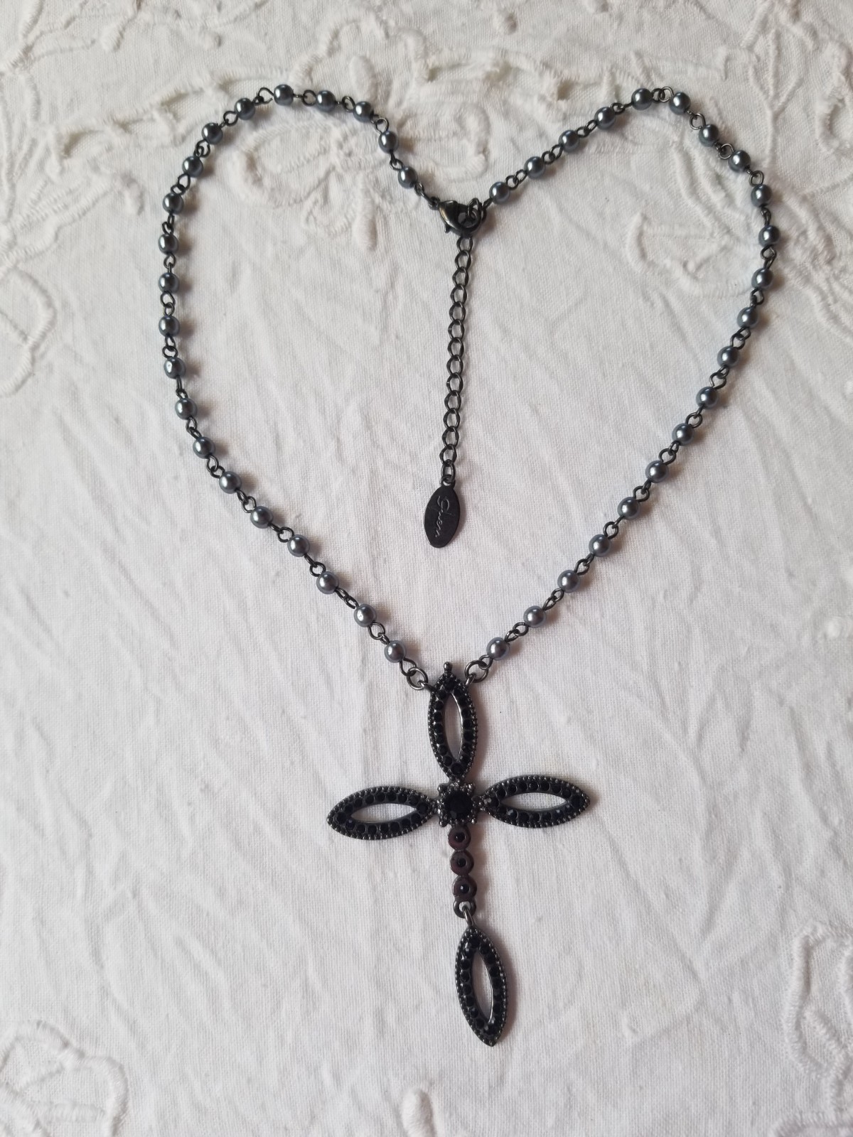 Vtg. Gwen Stefani Black Gothic Rhinestone Articulated Cross Faux Pearl Necklace