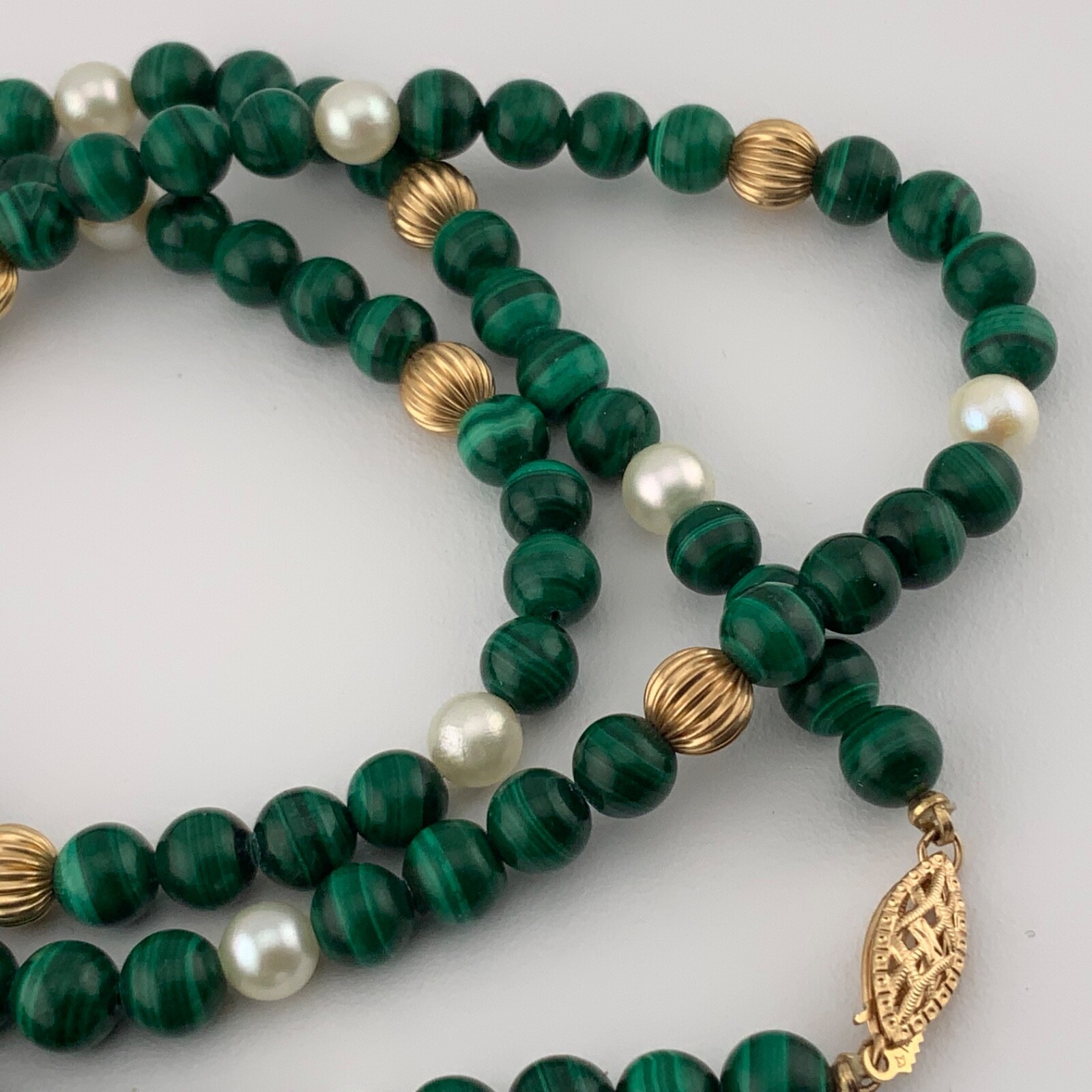 Vtg Malachite Pearl 14kt Fluted Gold Bead Necklace Green 24 Inch Fish Hook Clasp