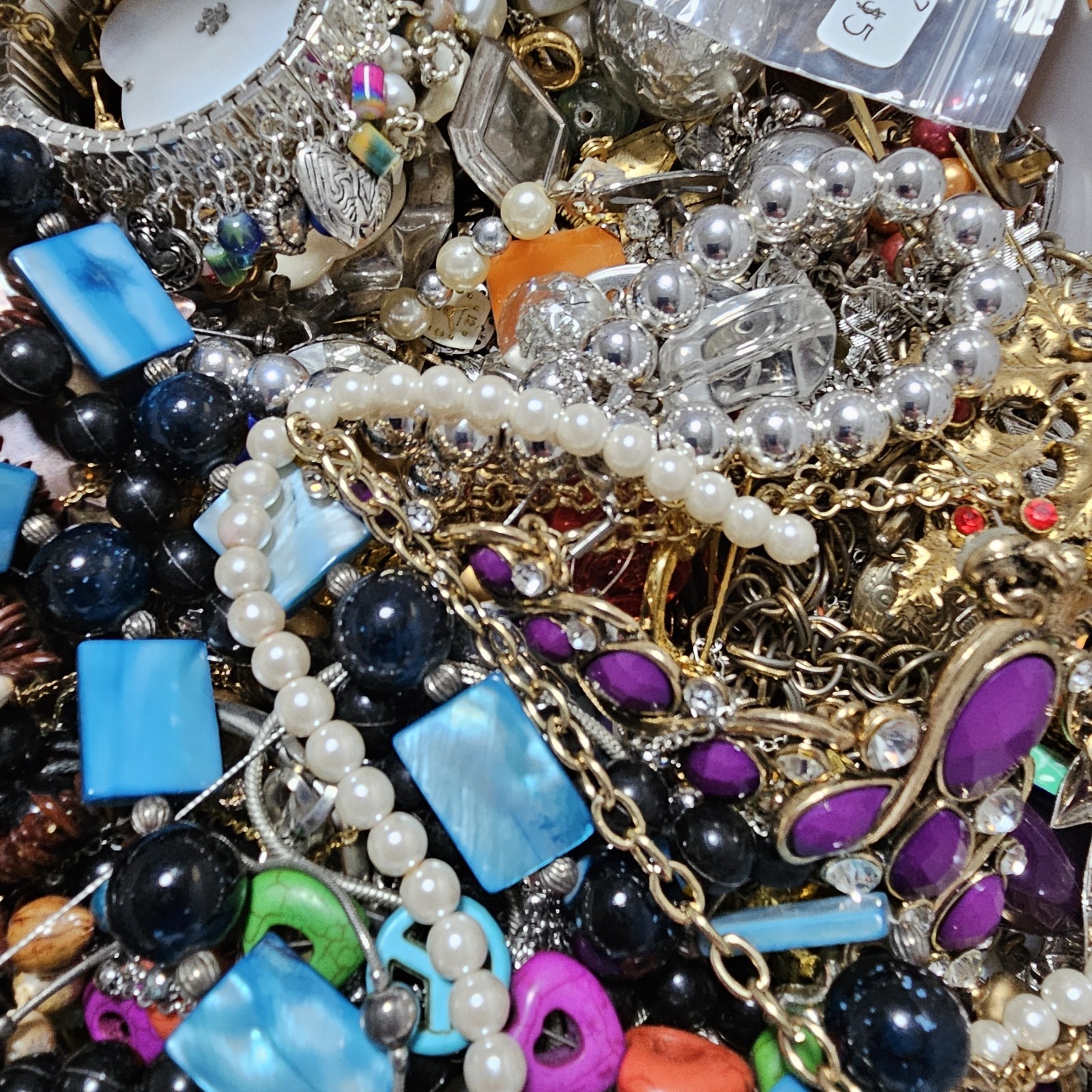 1 Pound VTG To Modern FASHION JEWELRY Lot Wearable Reuse Resell See Description