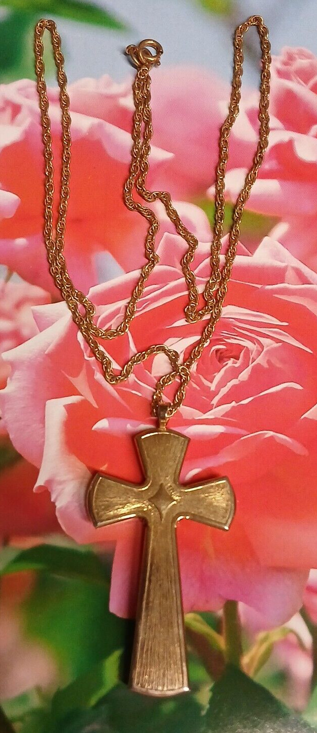 Vintage 1980’s Avon Faux Ivory and Gold Tone Cross Pendant Necklace