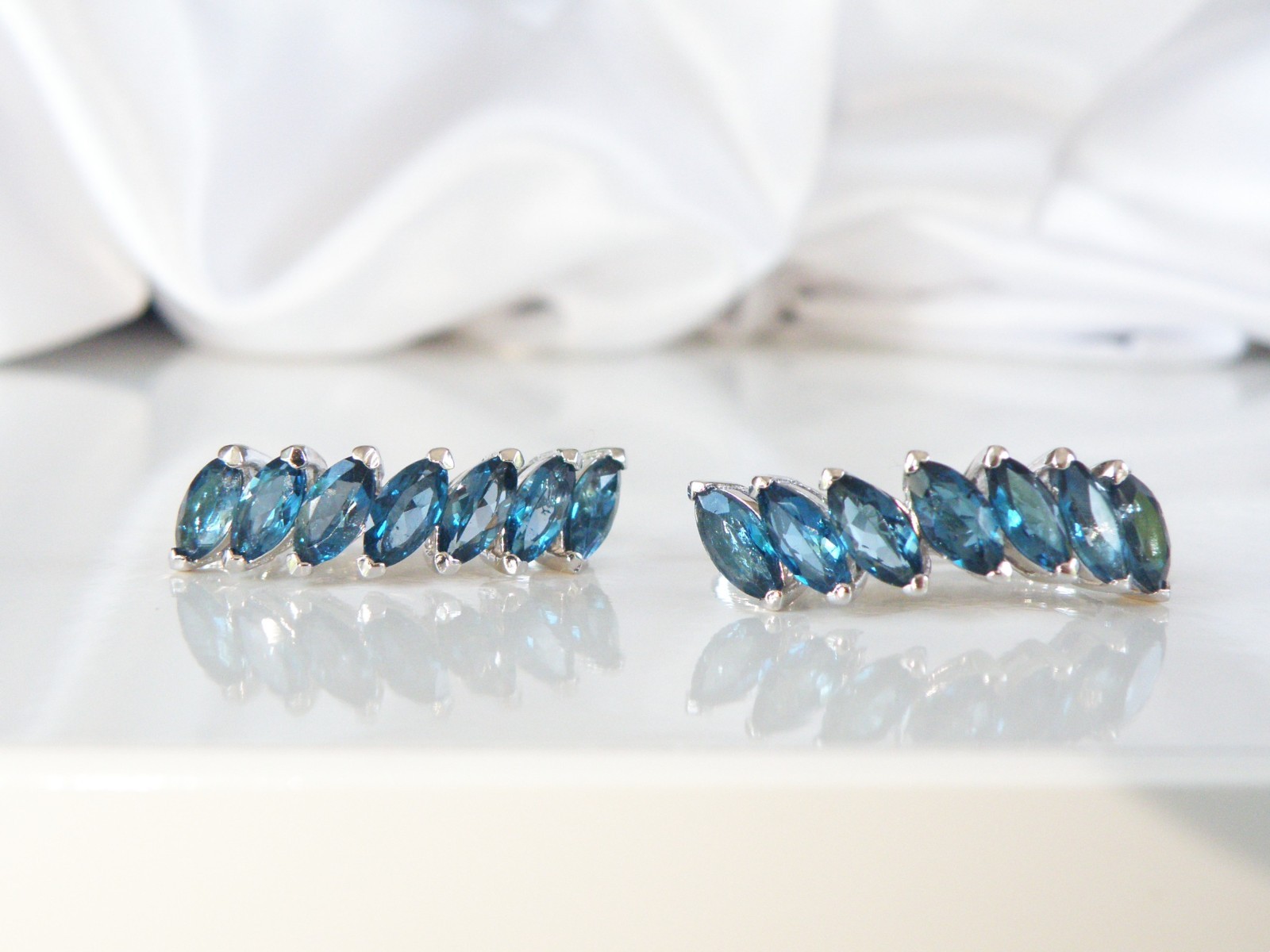 Vintage Sterling Silver 925 Natural Heated London Blue Topaz Dangle Earrings