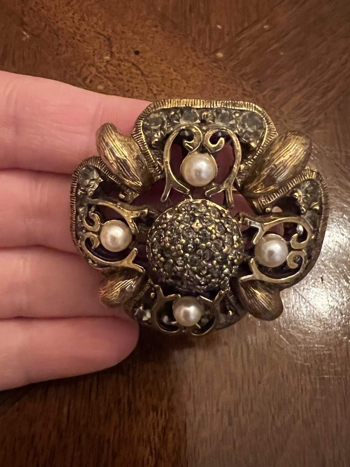 Vintage Jeanne Faux Pearl & Rhinestone Floral Cluster Brooch Gold Tone Signed!