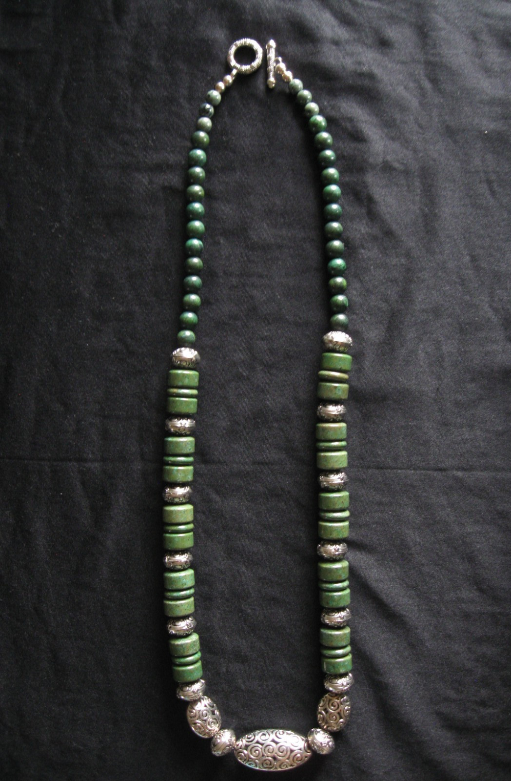 Vintage Polished Gaspetite Beads & Fancy Silver Clasp & Beads 32″ Long Necklace