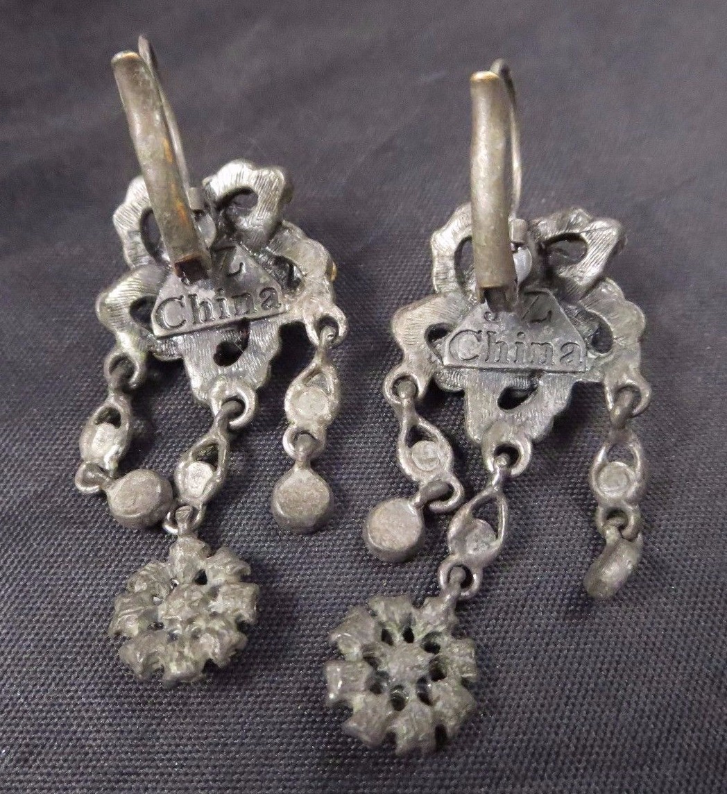 Vintage JZ China Signed Clear Rhinestone Dangle Flower Lever Bk Pierced Earrings