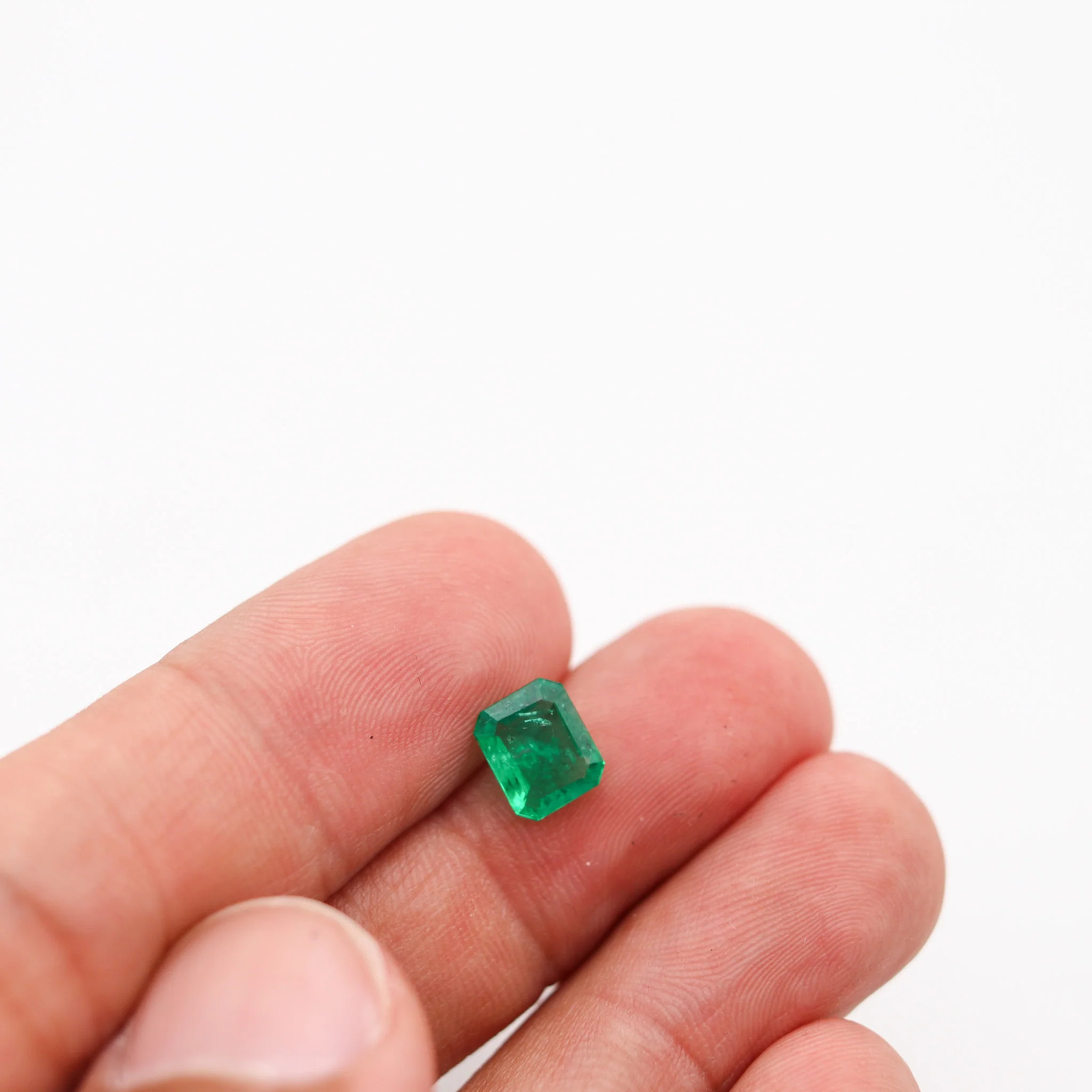 GIA CERTIFIED Emerald Rectangular Shape Vivid Green 1.21 Carats GIA-5221072288