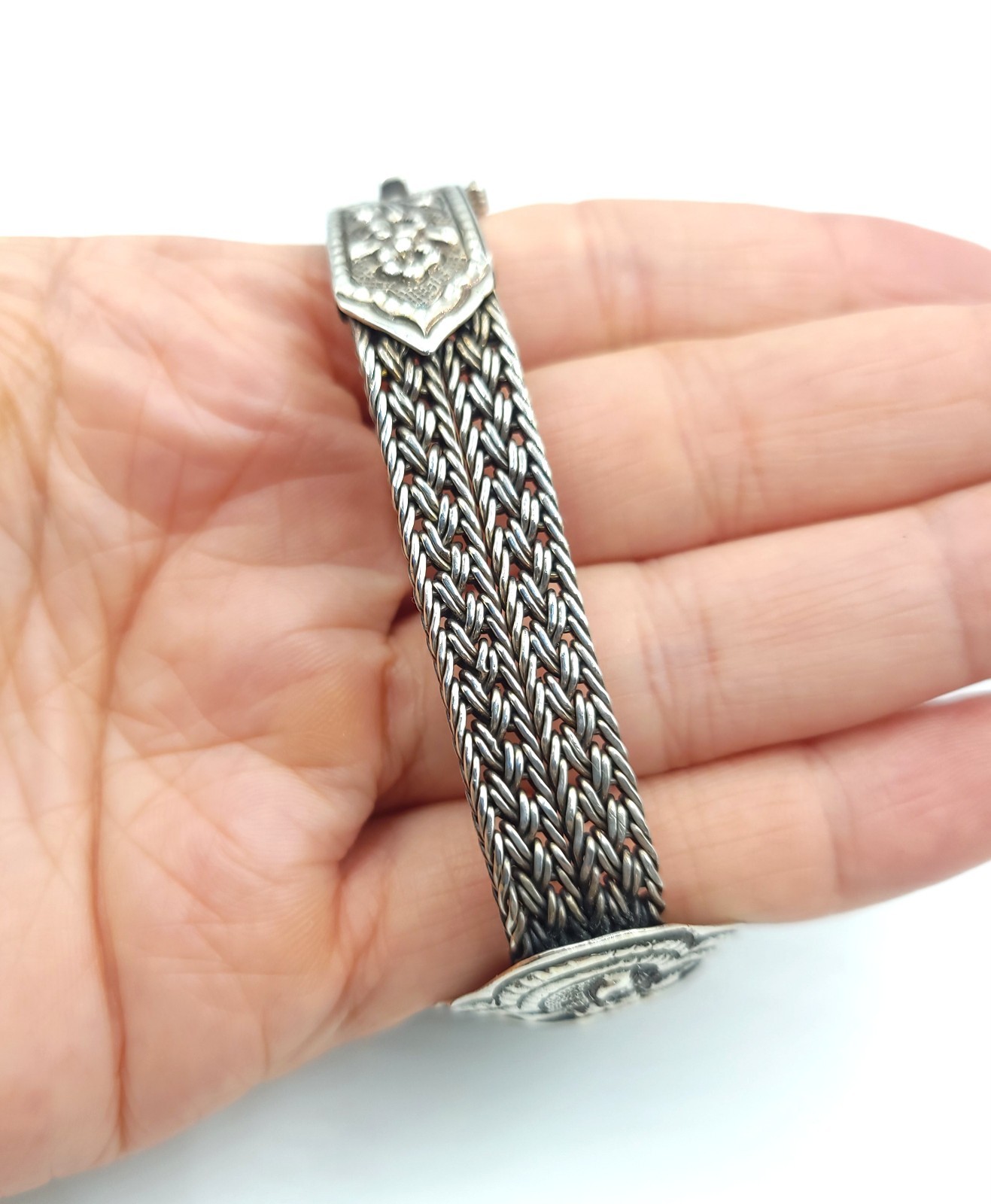 Vintage BALI 925 Sterling Silver Woven Floral Repousse Wheat Chain Bracelet