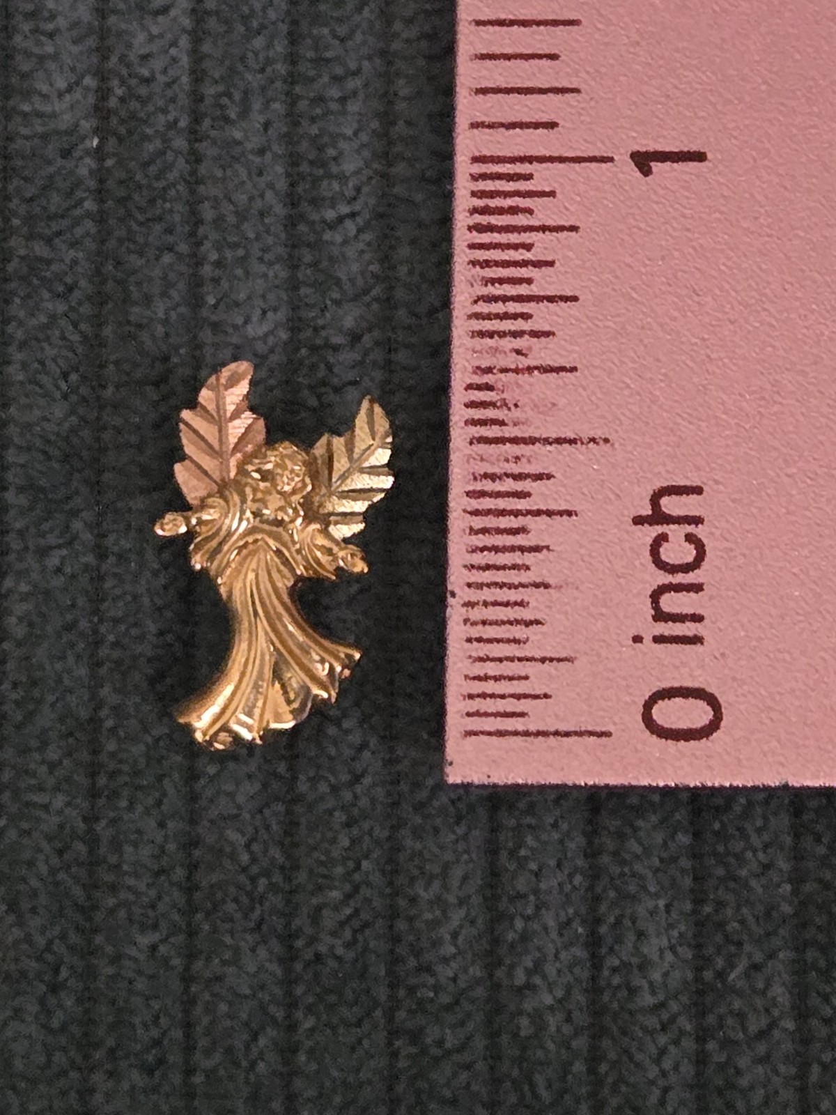 Guardian Angel 10kt Black Hills Gold SD Angel pin yellow Rose gold